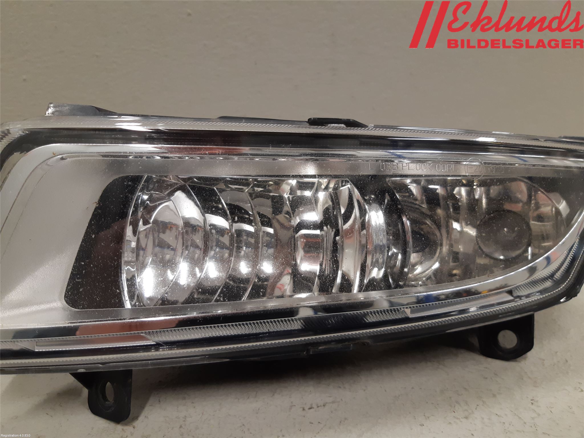 Volkswagen VW POLO 10-17 Dimljus-Varselljus Fram