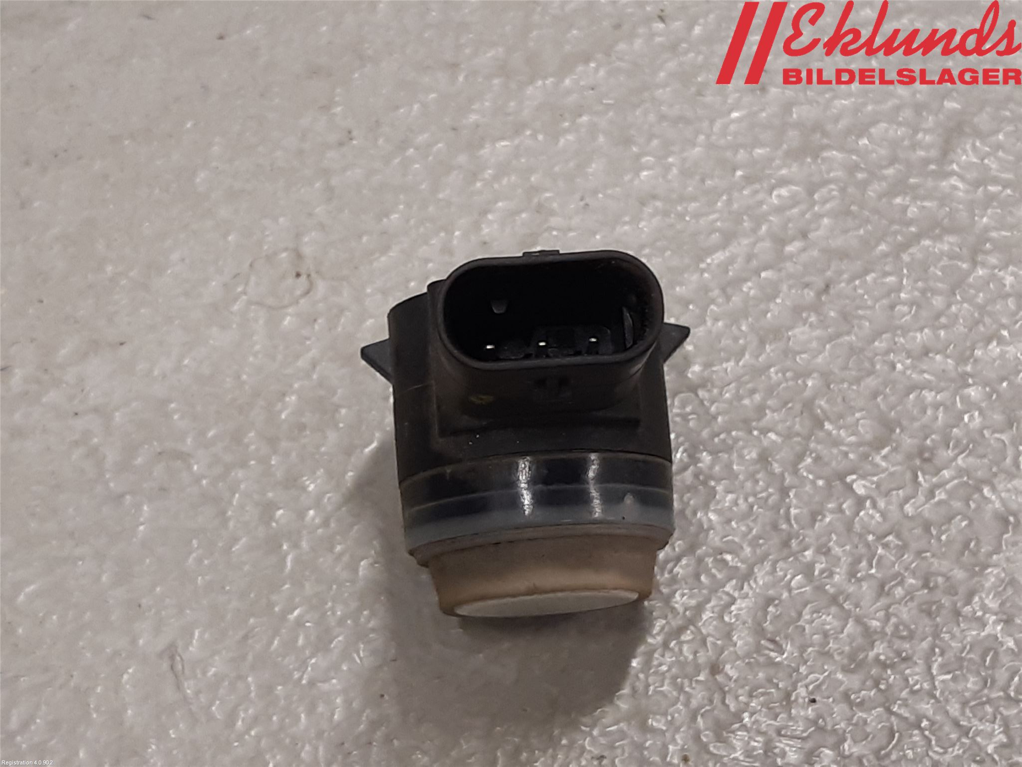 Mercedes-Benz MB E-KLASS (W212) 09-16 Parkeringshjälp Frontsensor
