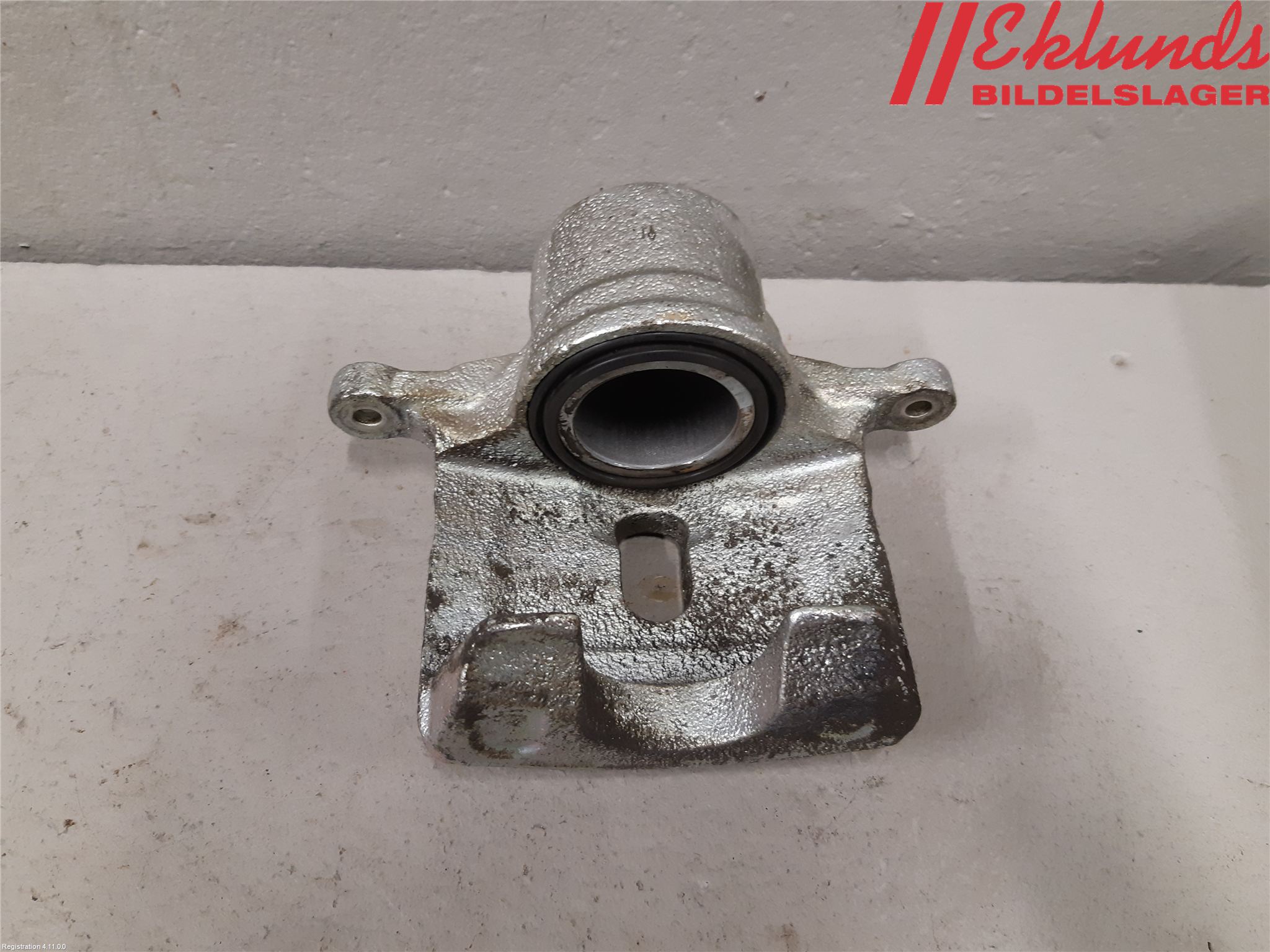 Hyundai i40 08-15 Bromsok Fram Höger