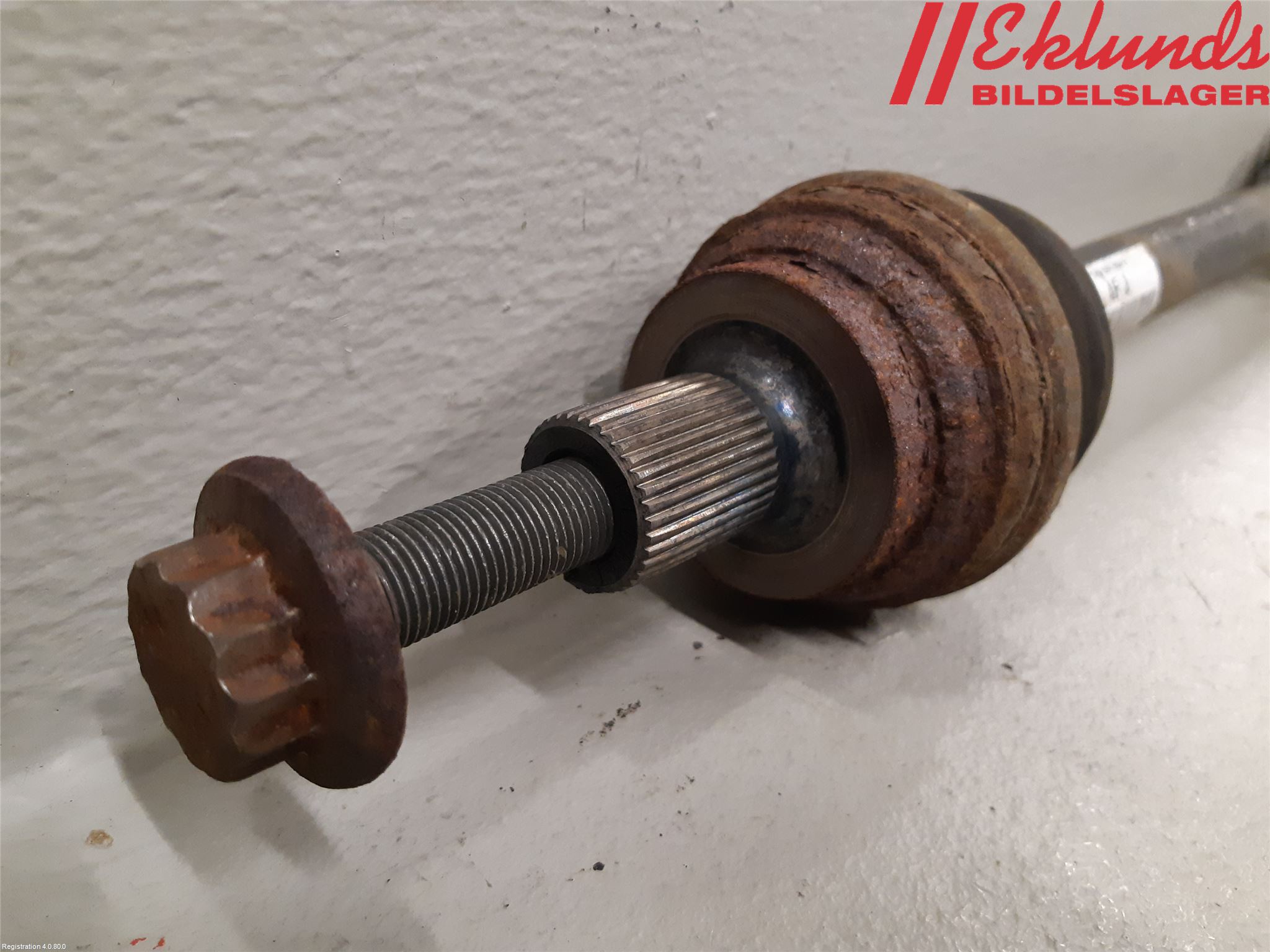 Volkswagen VW TIGUAN 07-16 Drivaxel Bak Höger