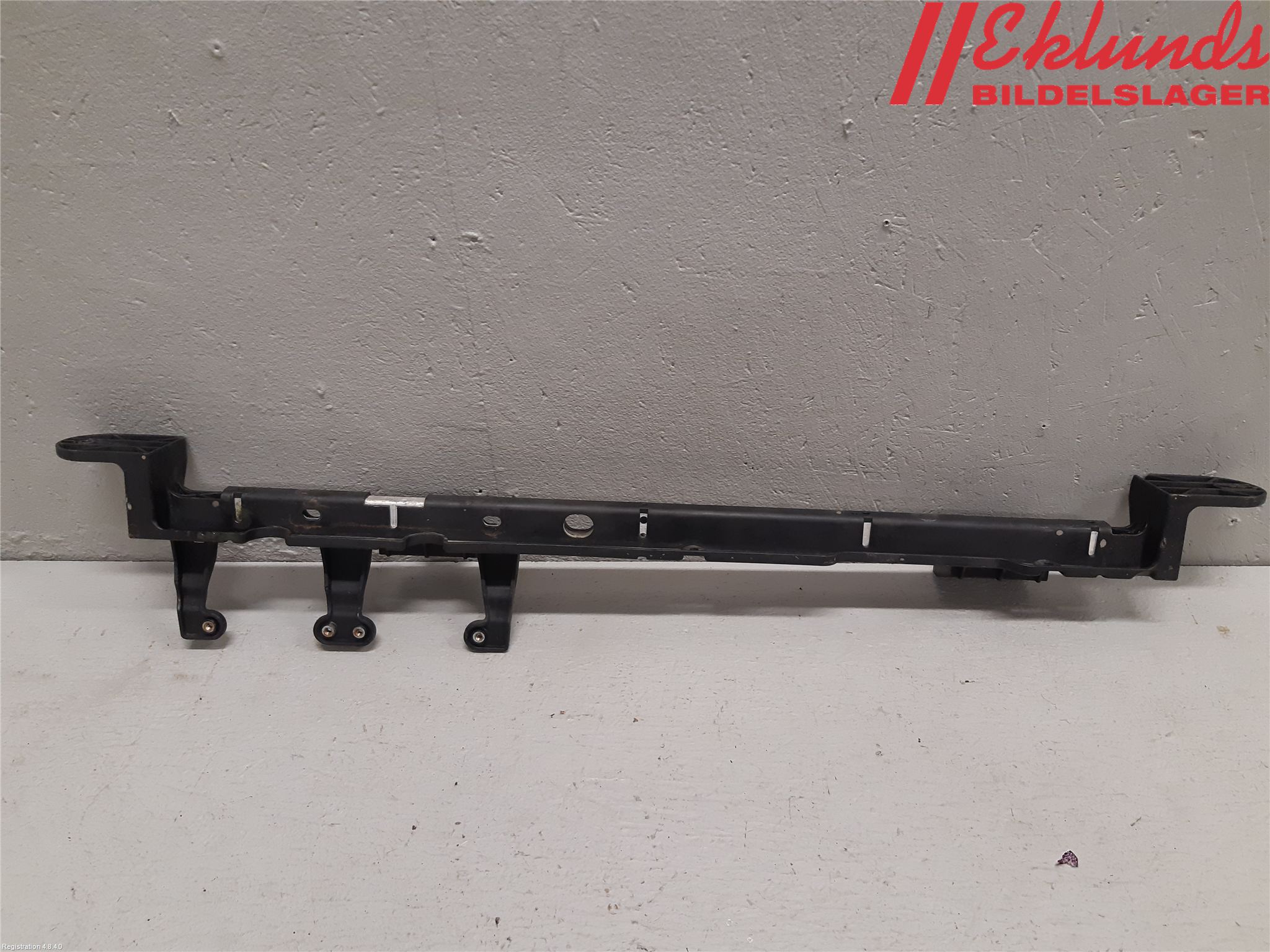 Tesla MODEL X 16- Kylarfäste-Ram-Balk