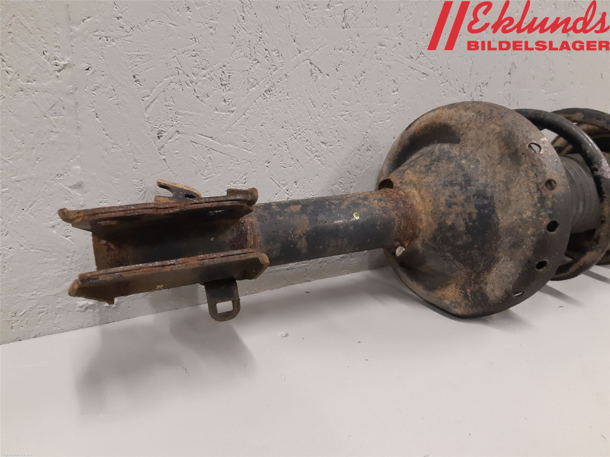 Subaru OUTBACK 10-15 Fjäderben Fram Höger