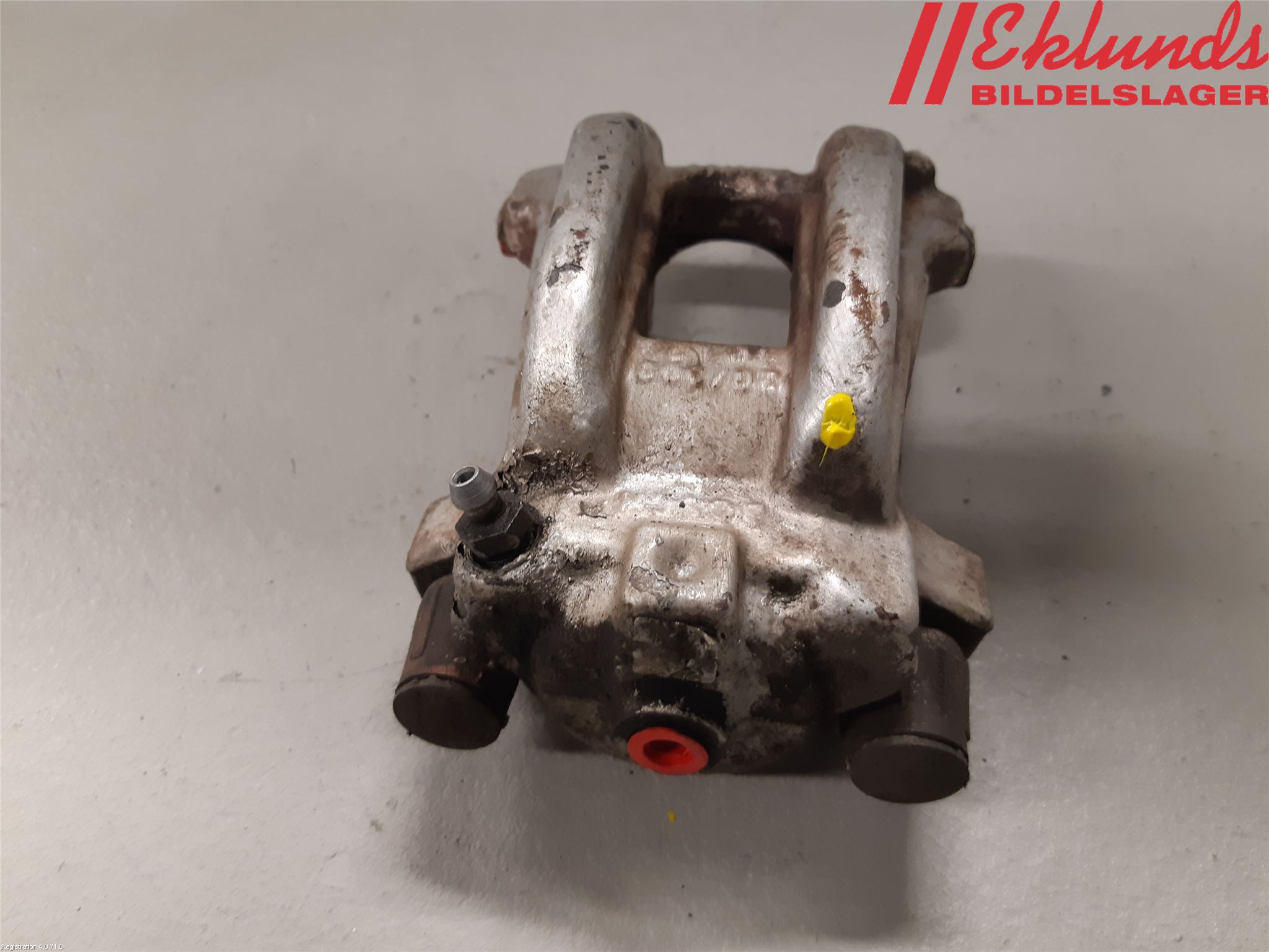BMW 3 F30/F31/F80 12-19 Bromsok Bak Vänster