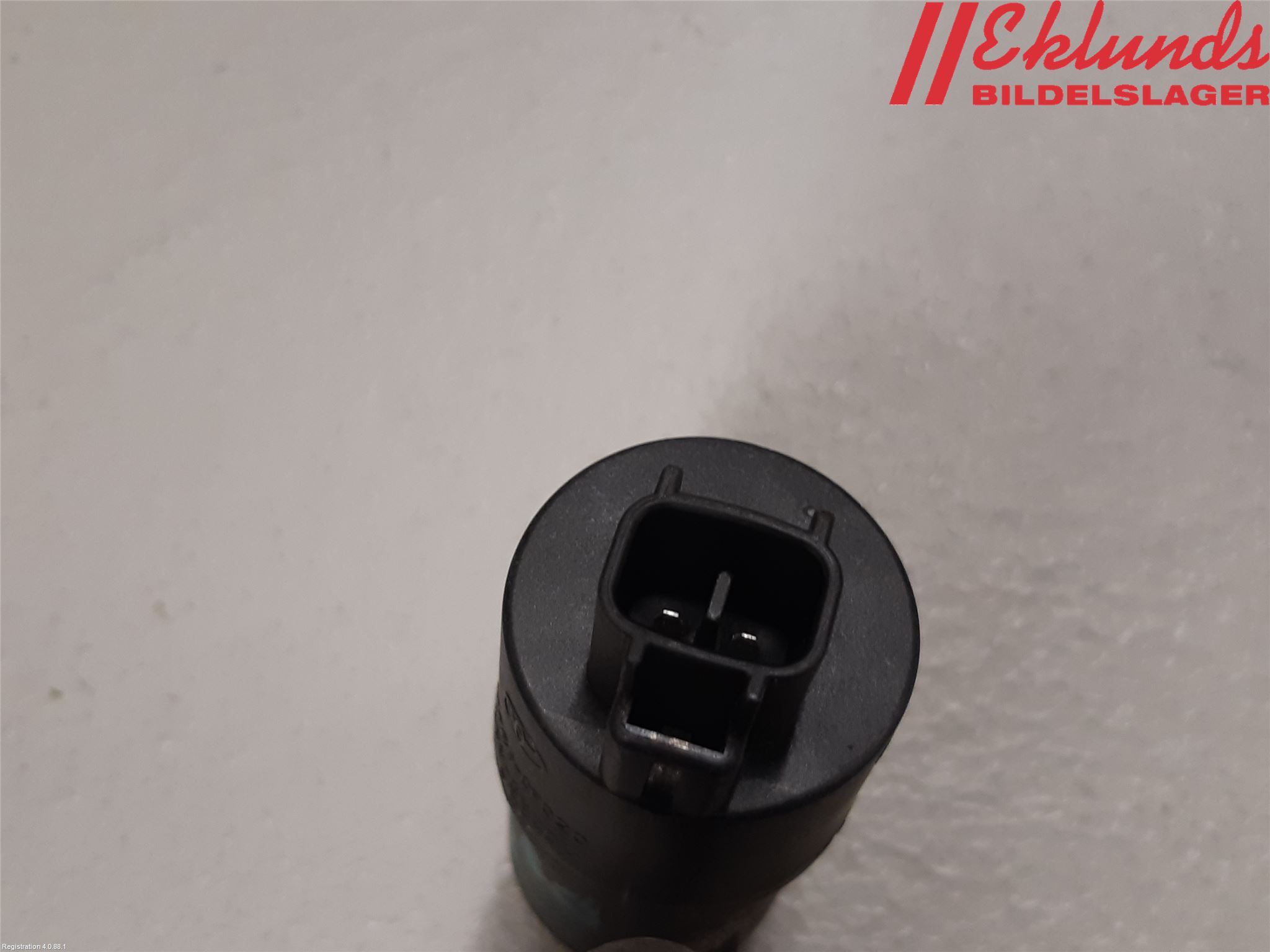 Toyota VERSO 09-18 Spolarpump Baklucka