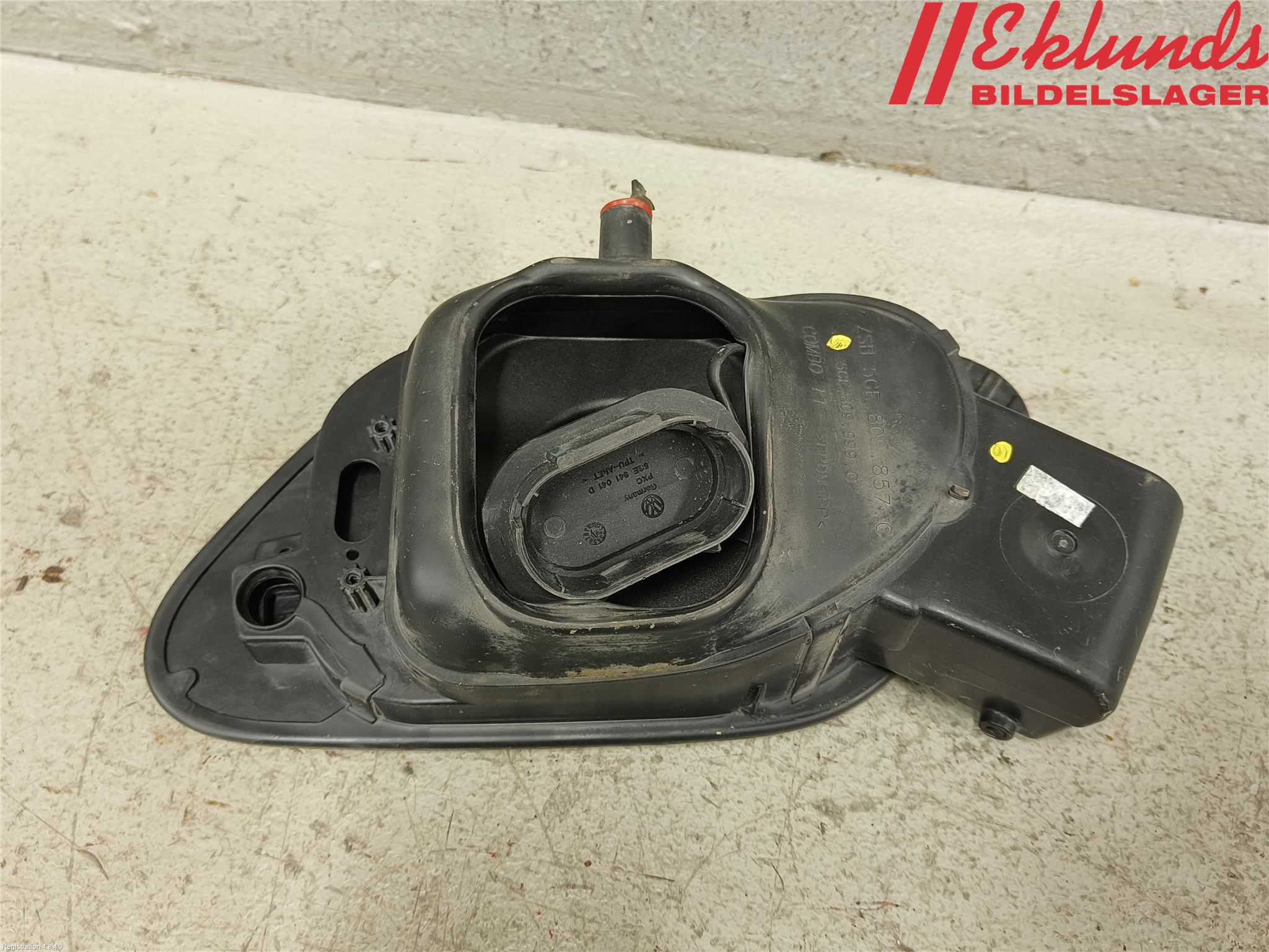Volkswagen VW GOLF / E-GOLF VII 13-20 Tanklucka