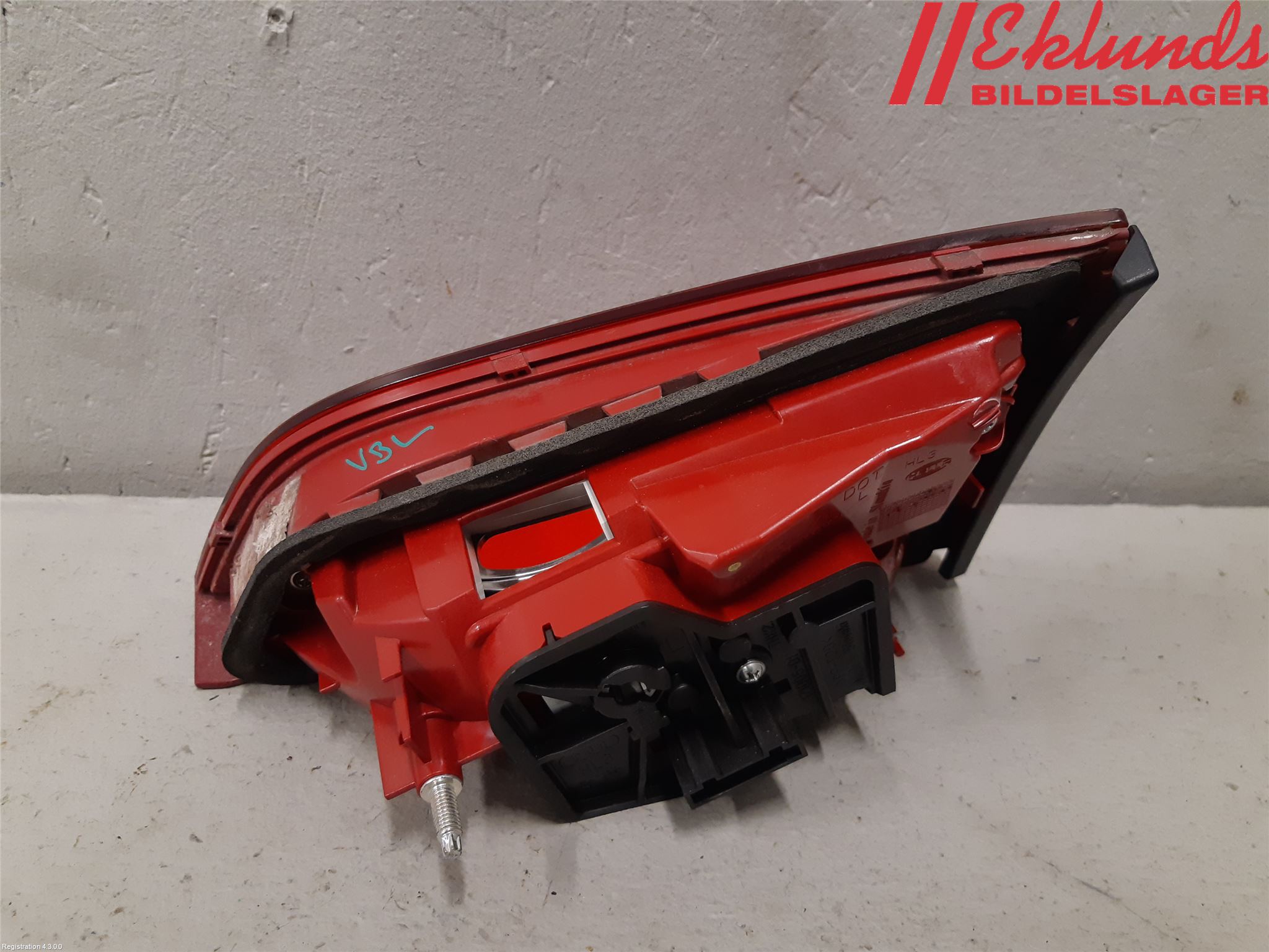 Audi A4 12-15 Bakljus Lucka Vä