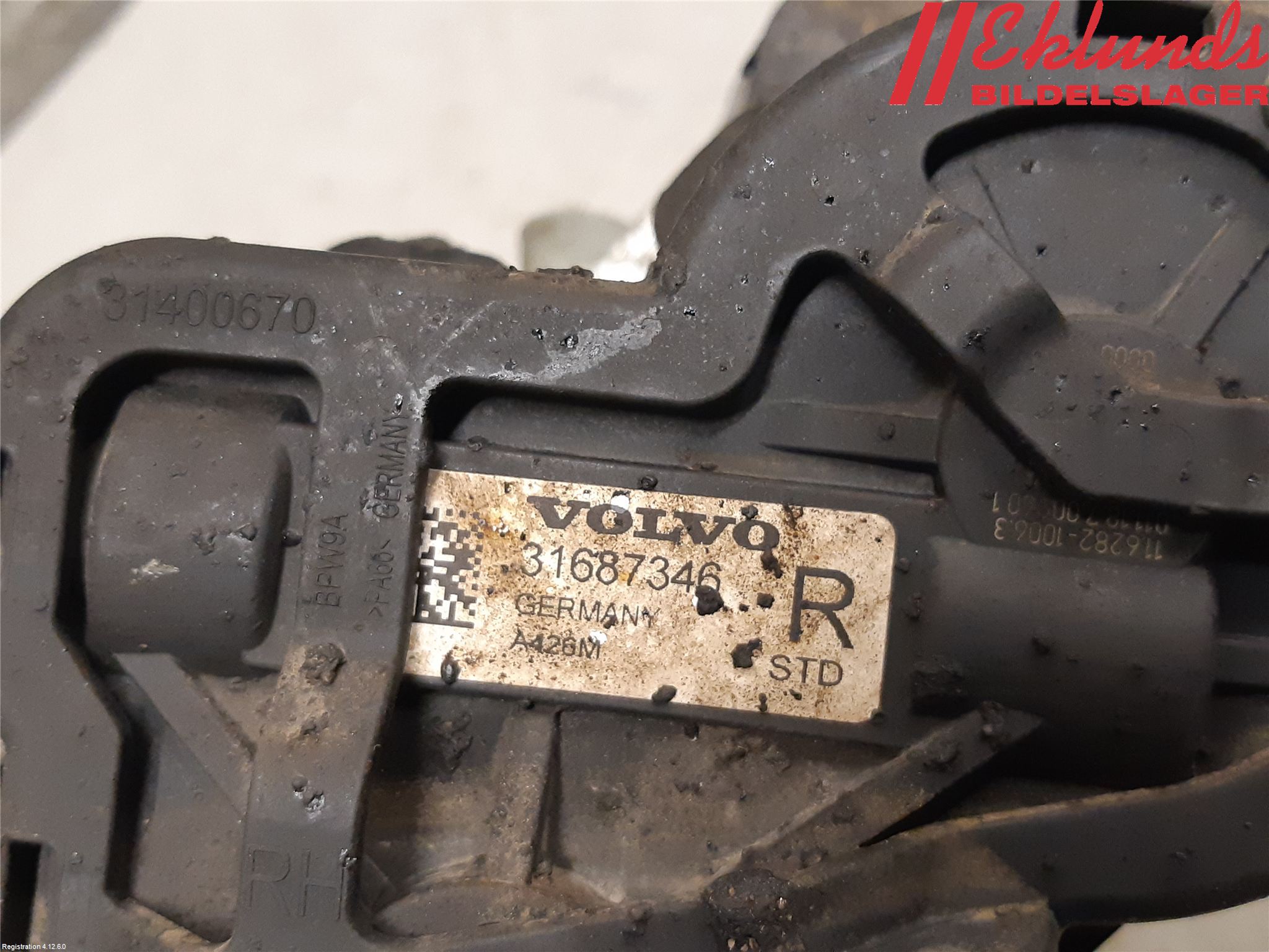 Volvo V90 17->> Bromsok Bak Höger