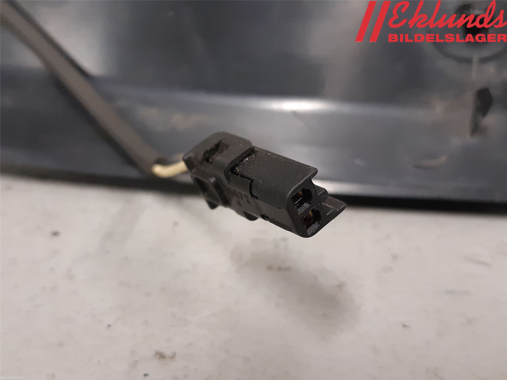 Dodge DURANGO Bakluckeöppnare Automatisk