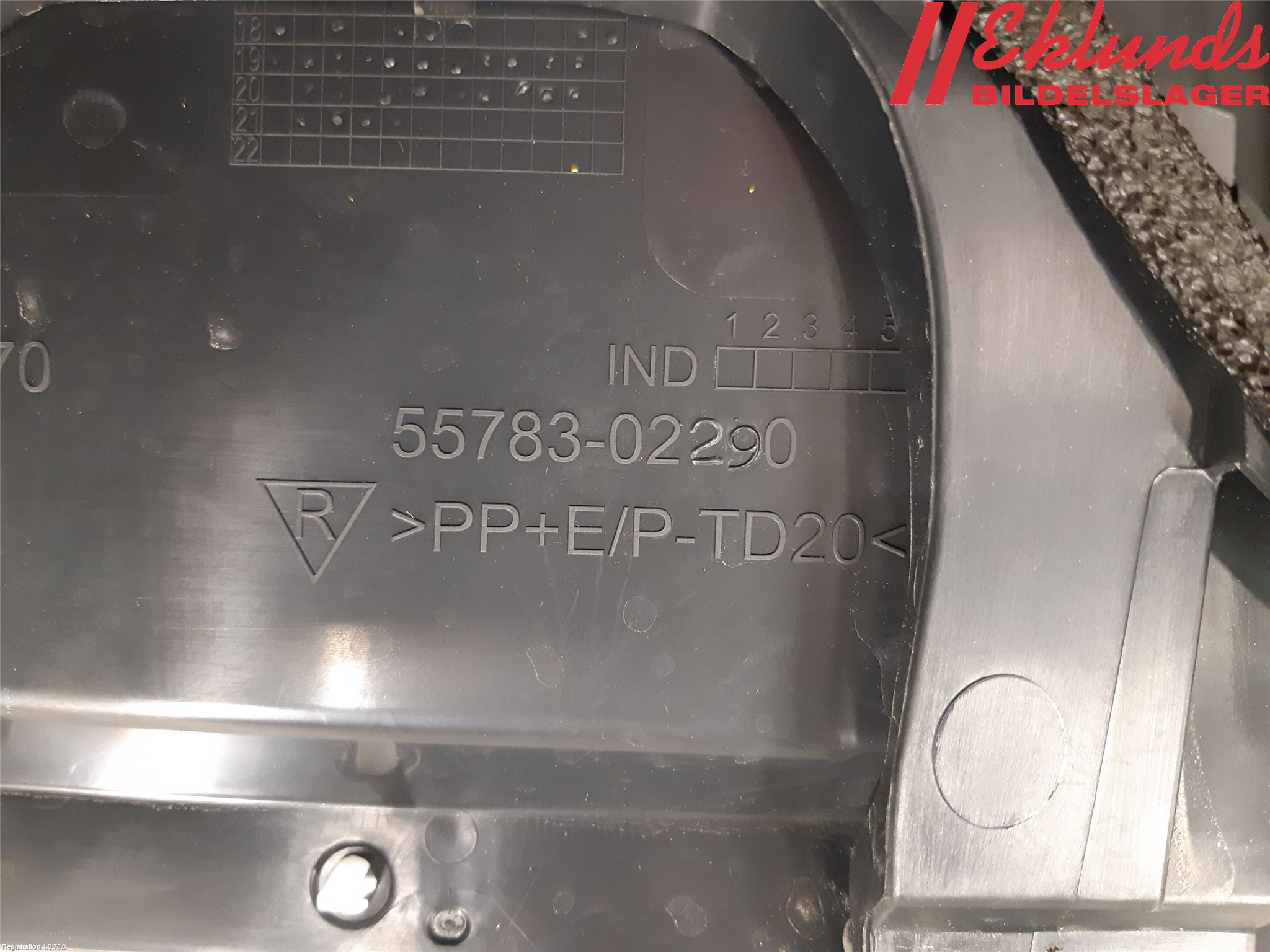 Toyota COROLLA 19- Torpedplåt-Torpedplast