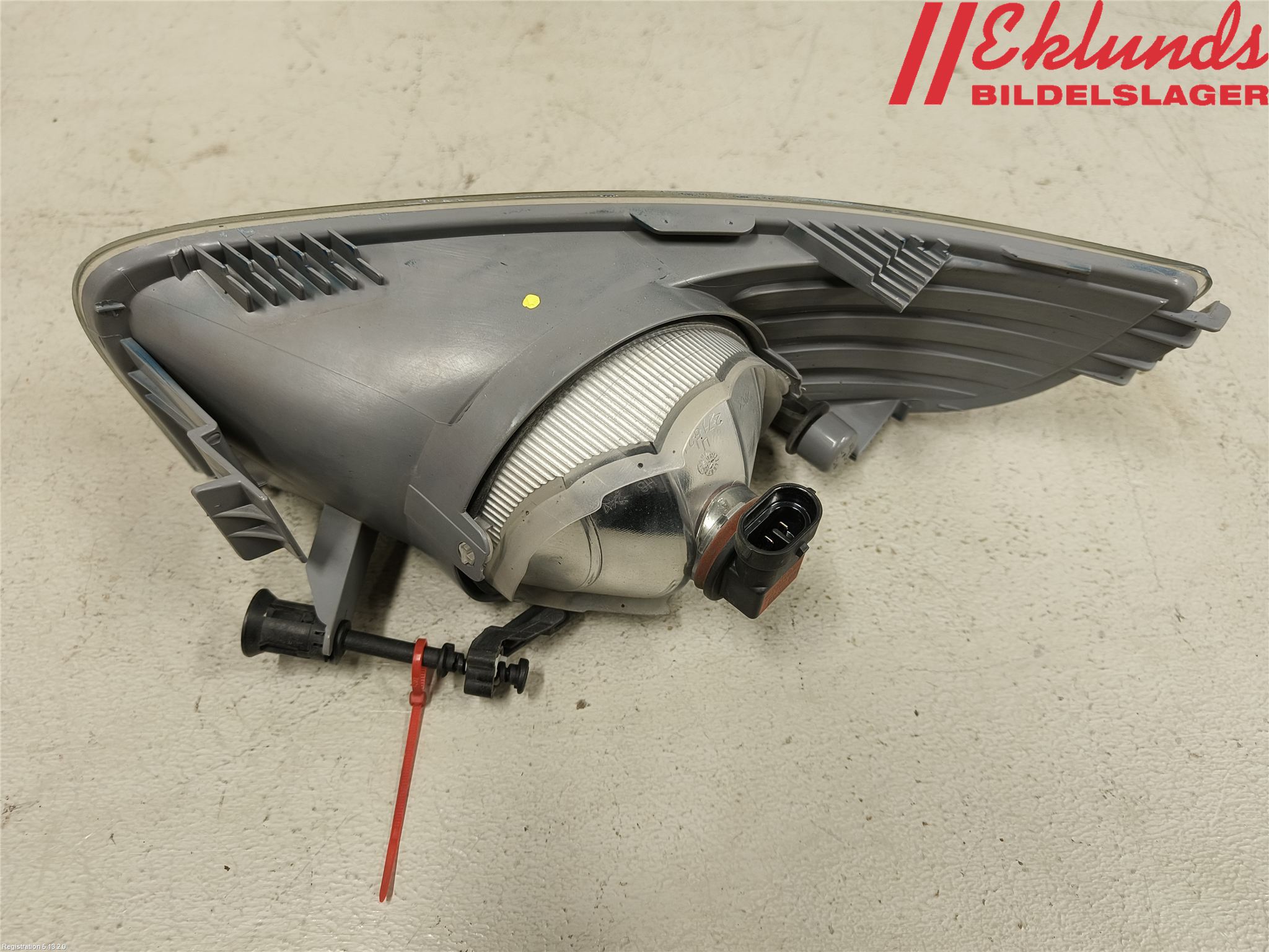 Skoda SUPERB 09-15 Dimljus-Varselljus Fram