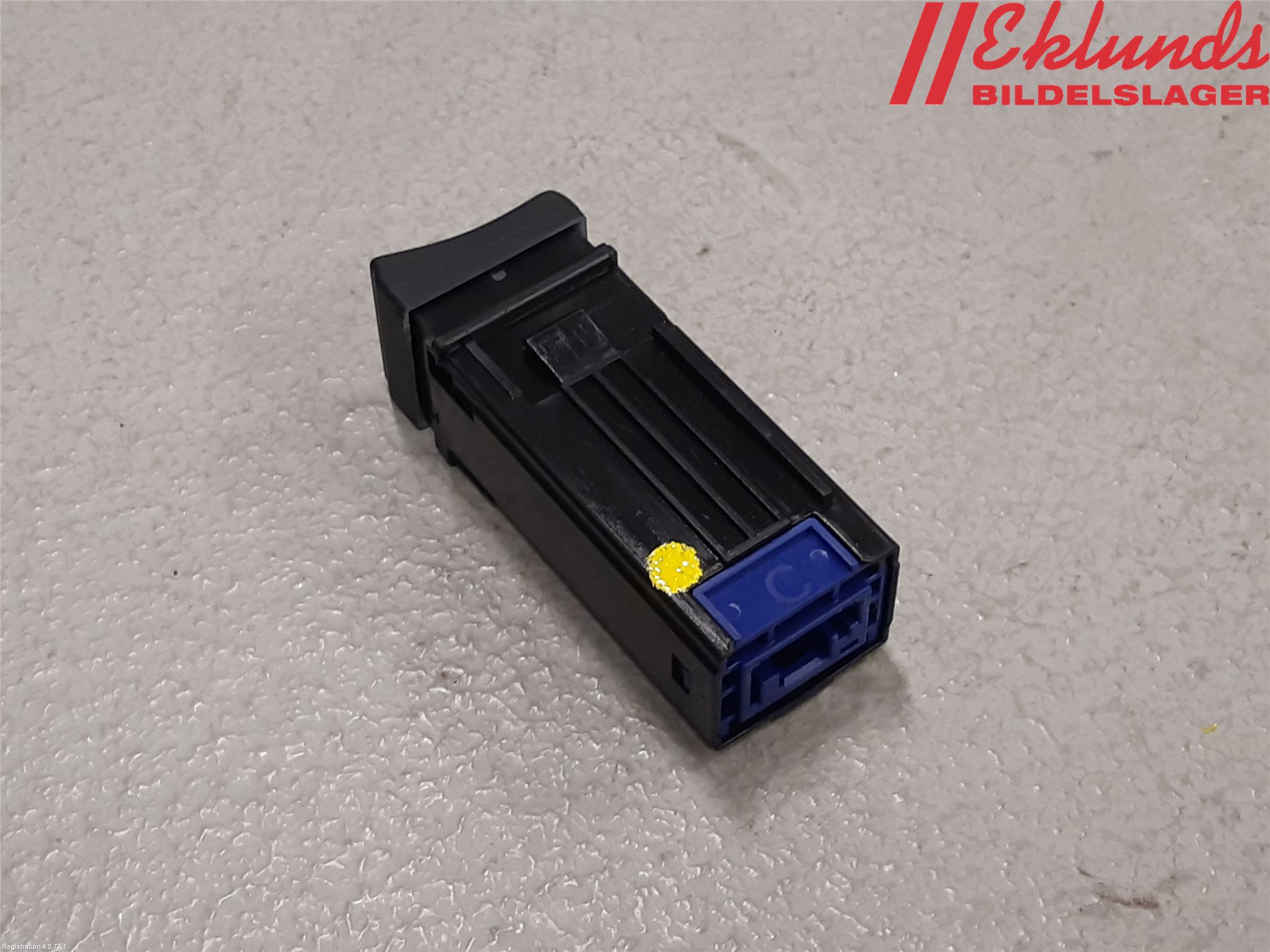 Toyota RAV4 19- Strömställare Stolvärme