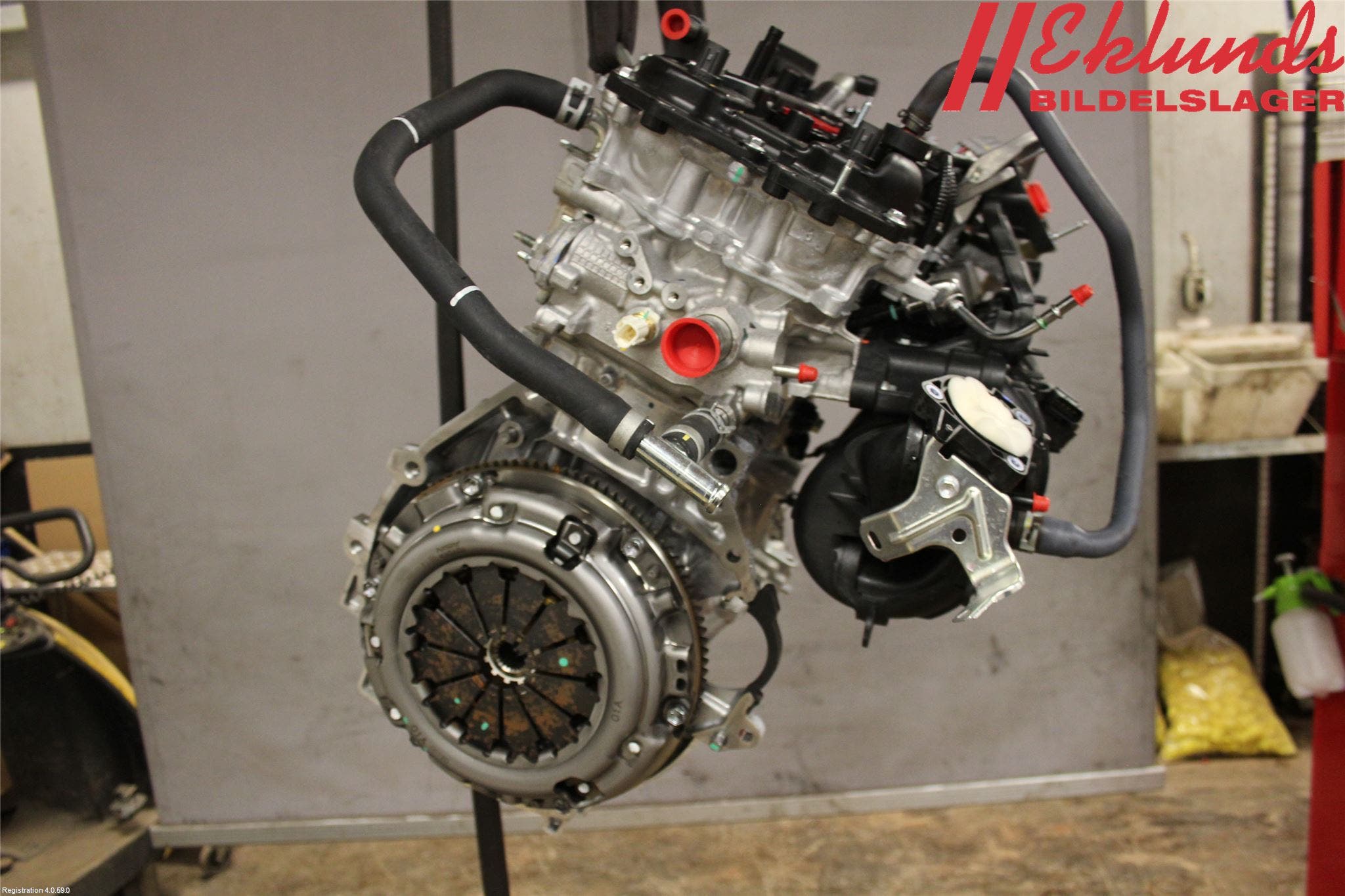 Toyota YARIS XP130 15-20 Motor Bensin
