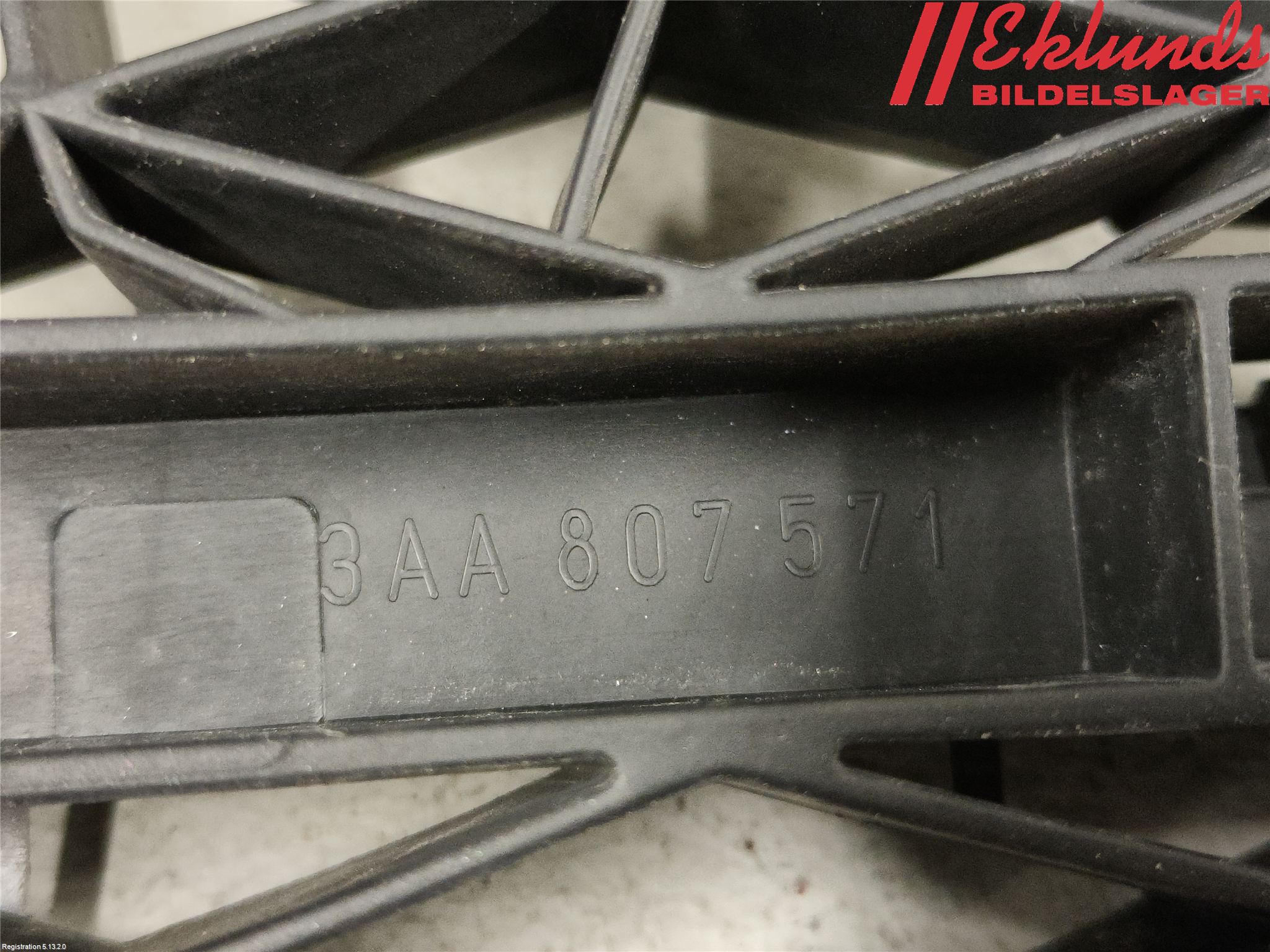 Volkswagen VW PASSAT 11-14 Stötfångar Deformelement Fram