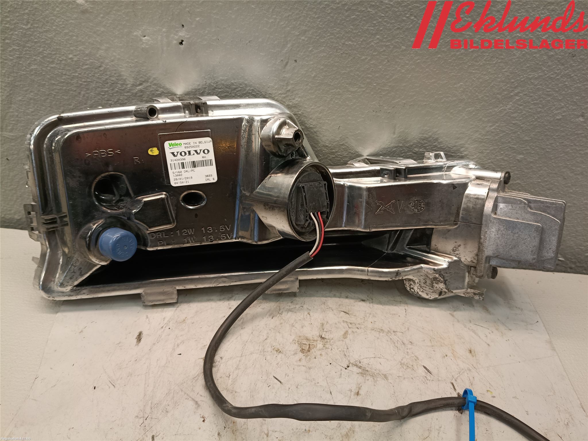 Volvo V60 14-18 Dimljus-Varselljus Fram