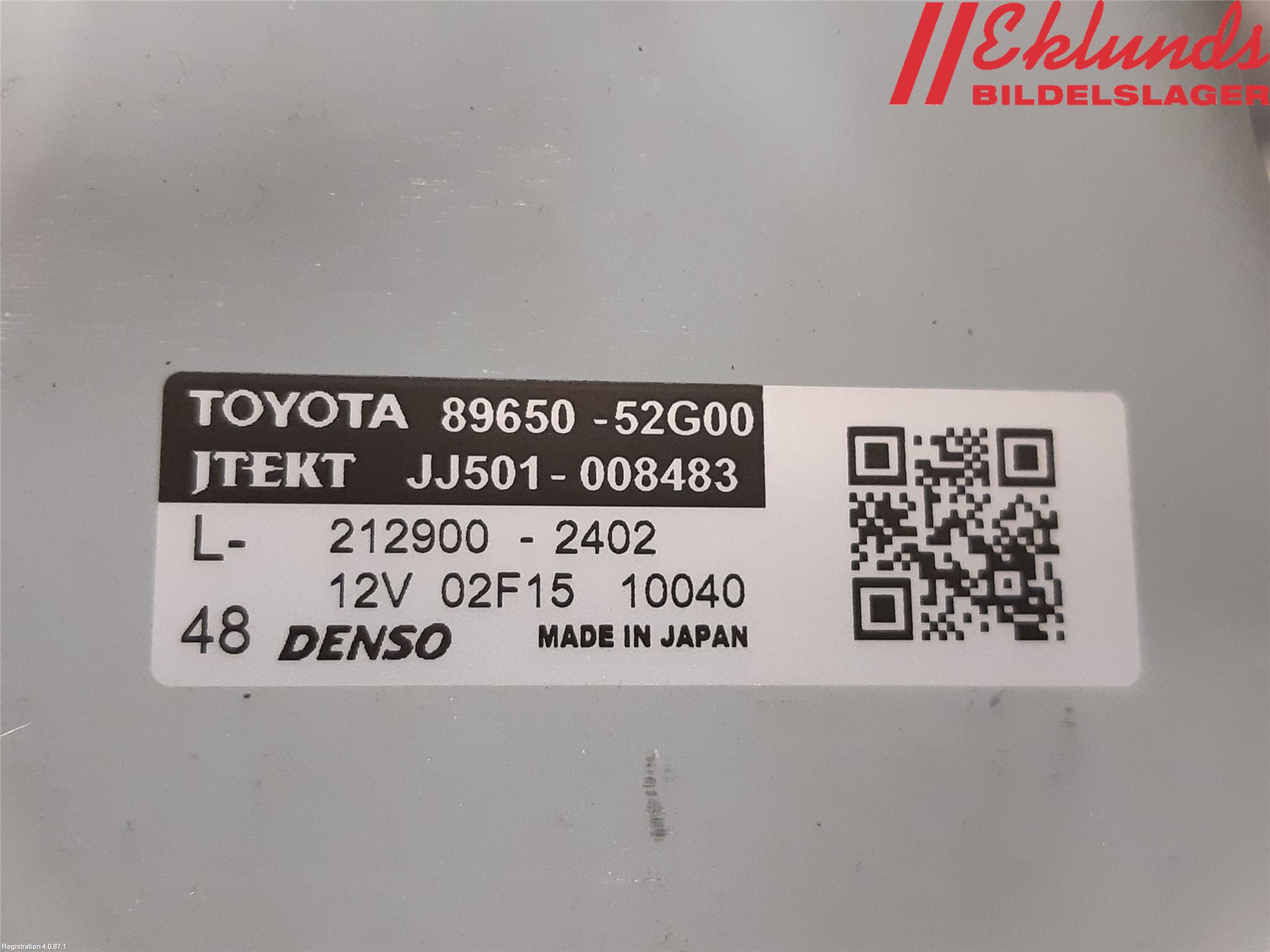Toyota YARIS XP21 20- Rattaxelagg Med Inb Servo