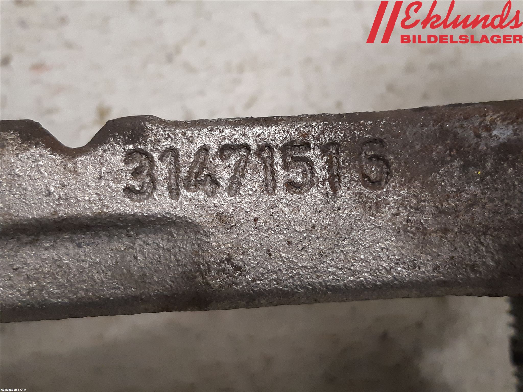 Volvo XC90/RECHARGE 16- Bromsokshållare