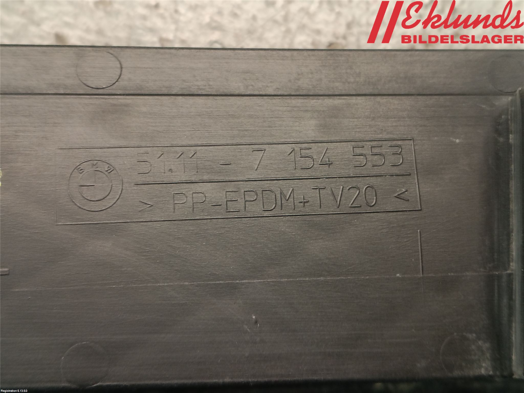 BMW 3 E90/91 SED/TOU 05-12 Dimljussarg Fram