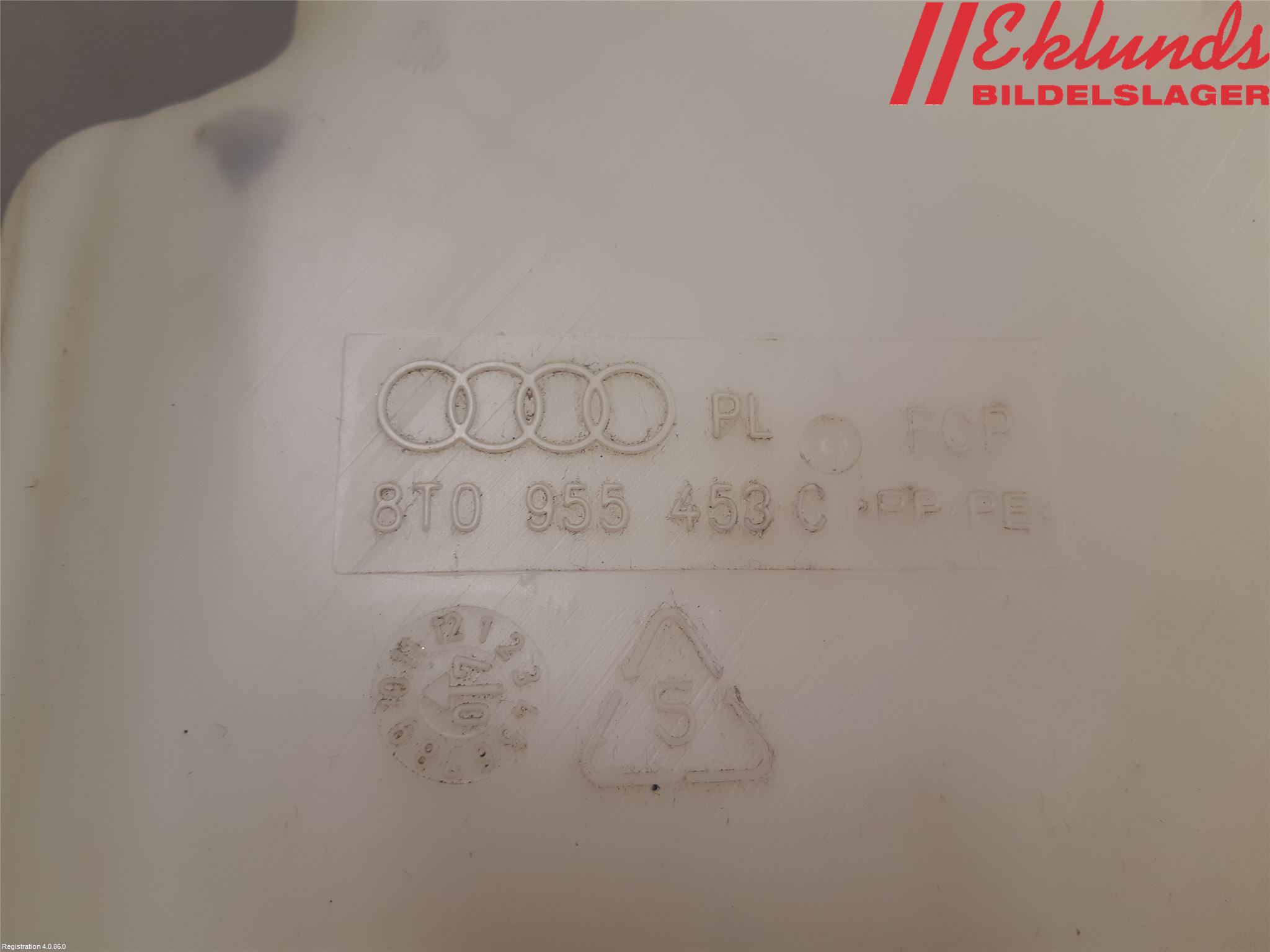 Audi A5 07-16 Spolartank Vindruta-Strål