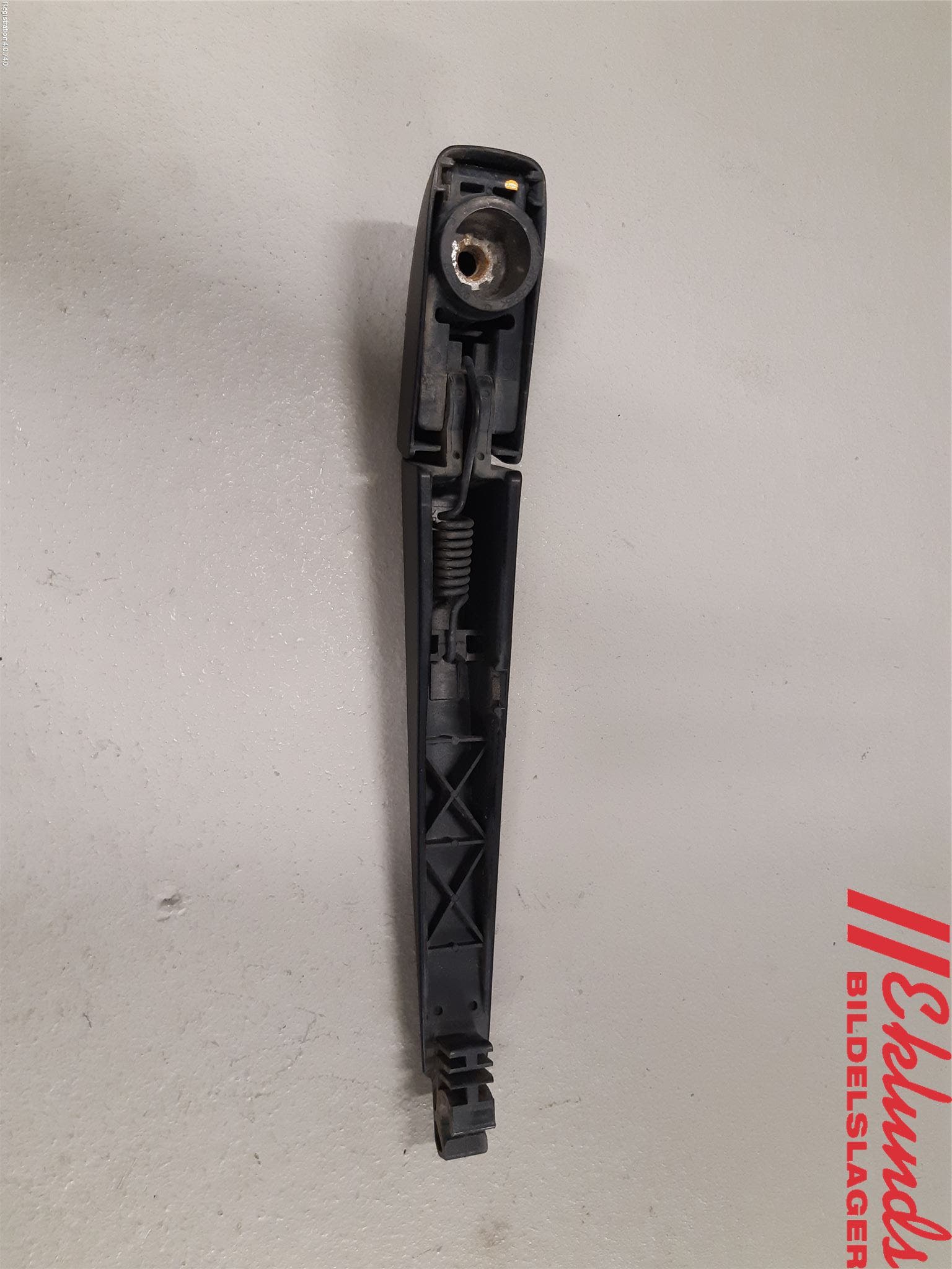 Toyota COROLLA 19- Torkararm-Bakruta