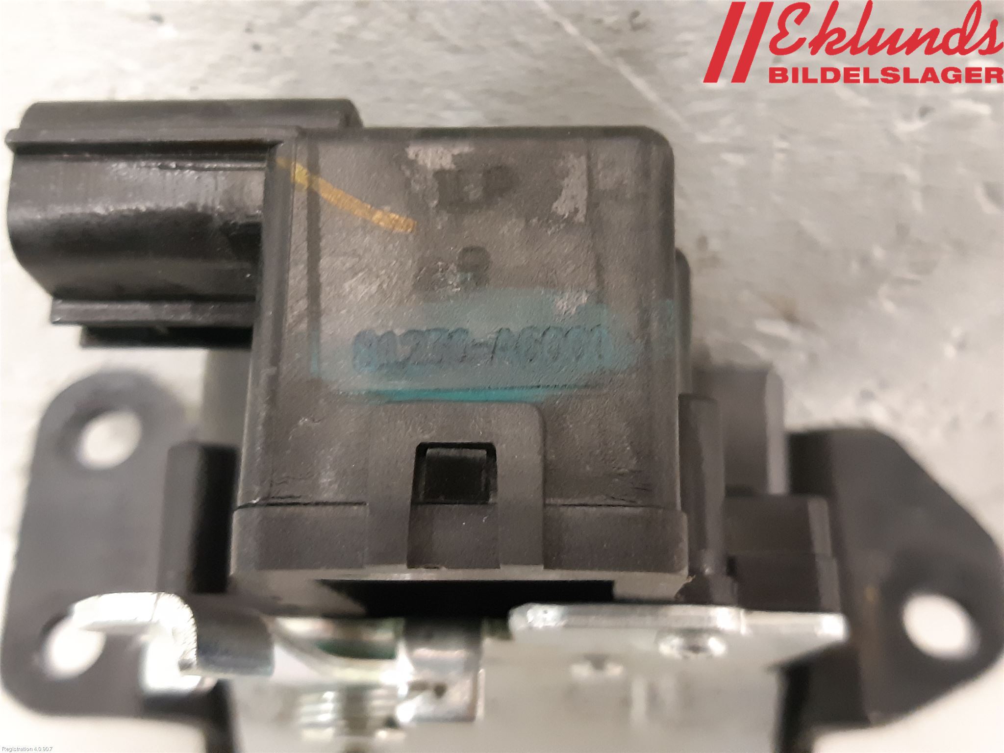 Kia CEED 12-18 Låskista Baklucka