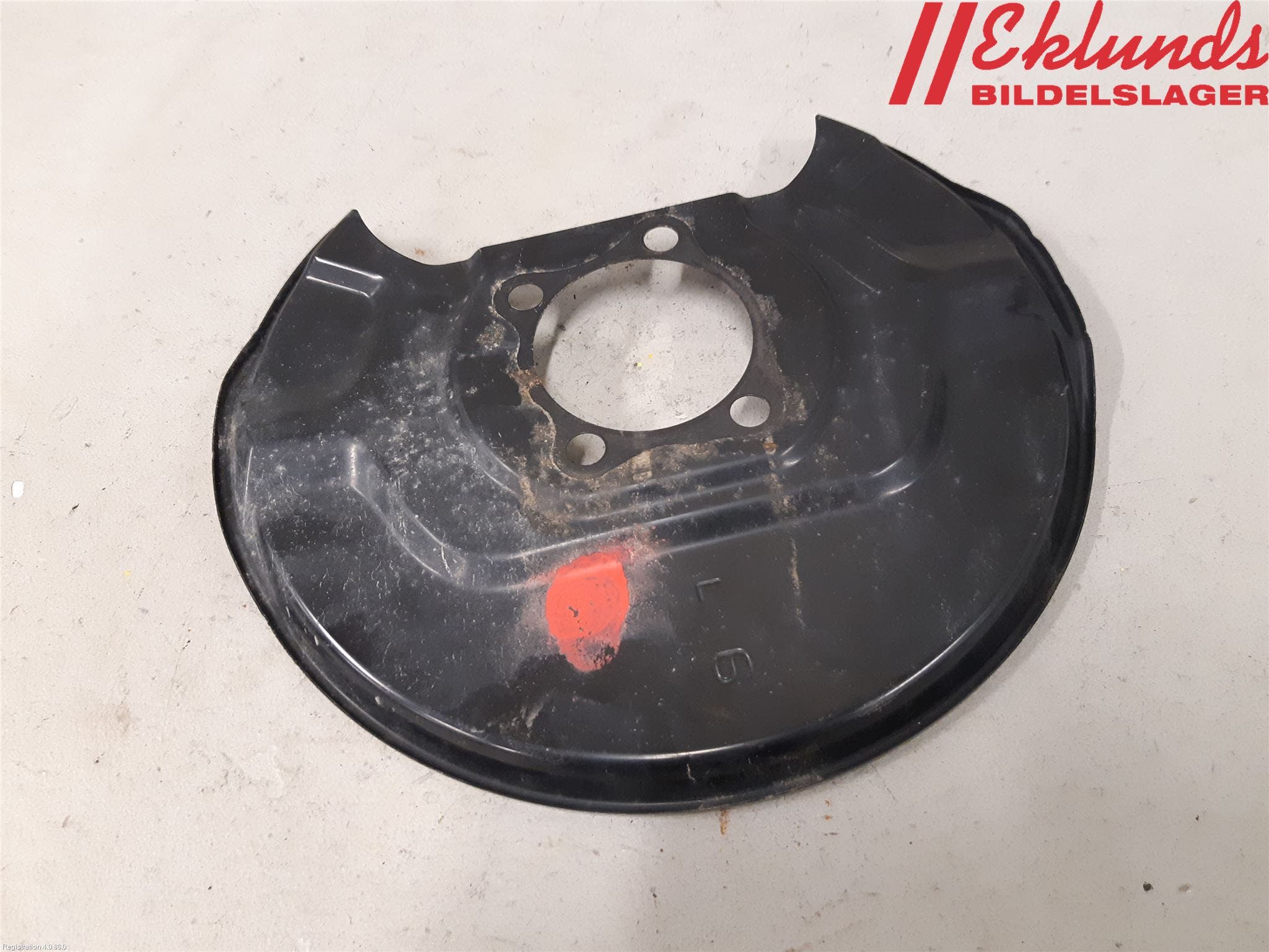 Toyota YARIS CROSS XP21 21- Bromssköld Bak