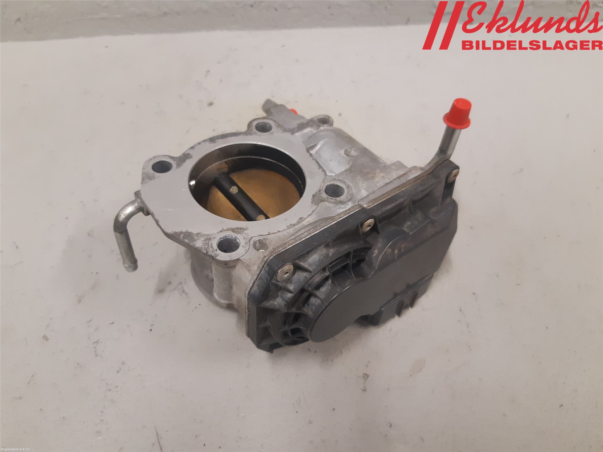 Toyota RAV 4 00-06 Injspjällhus