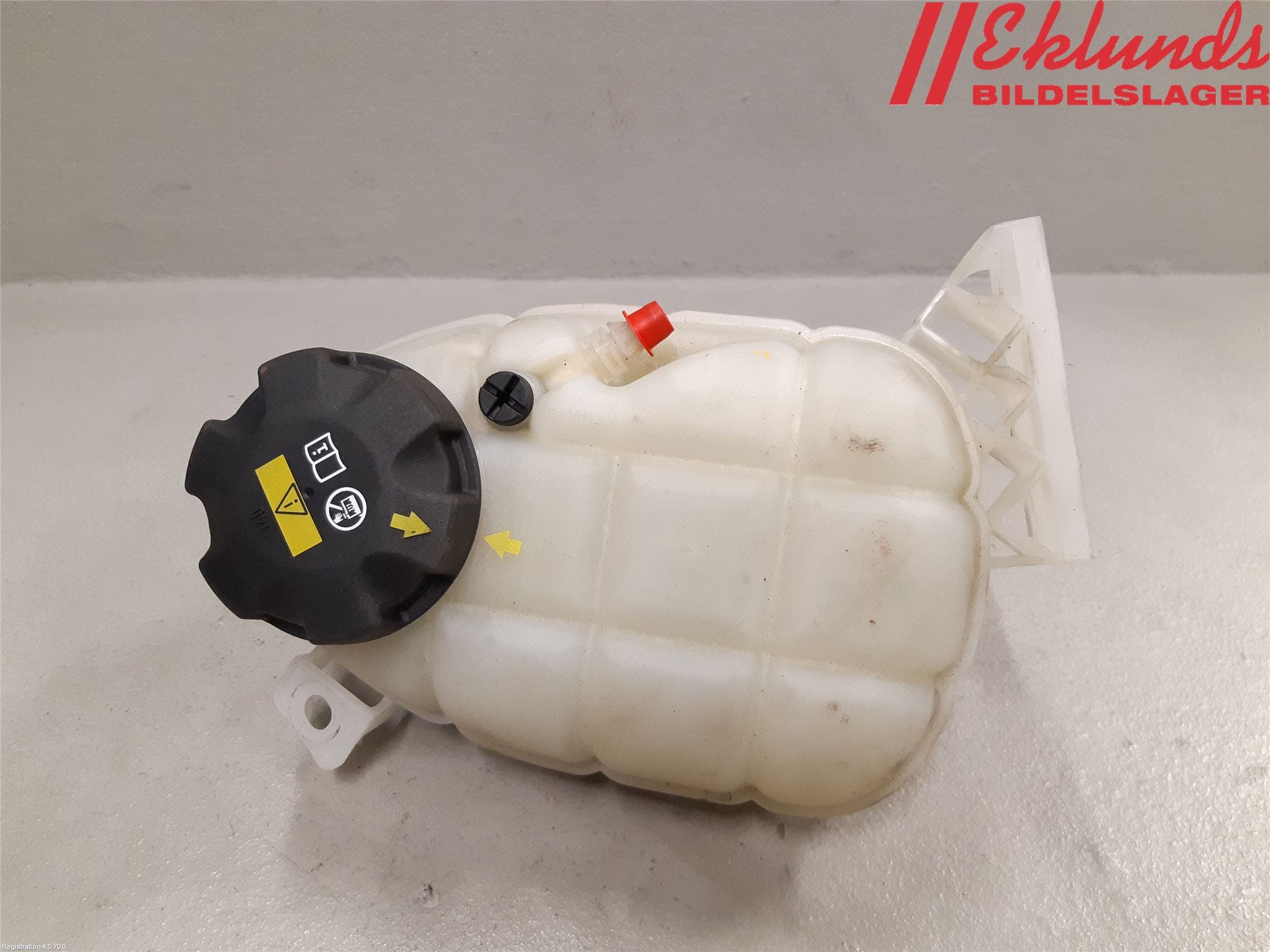 BMW 3 F30/F31/F80 12-19 Expansionstank