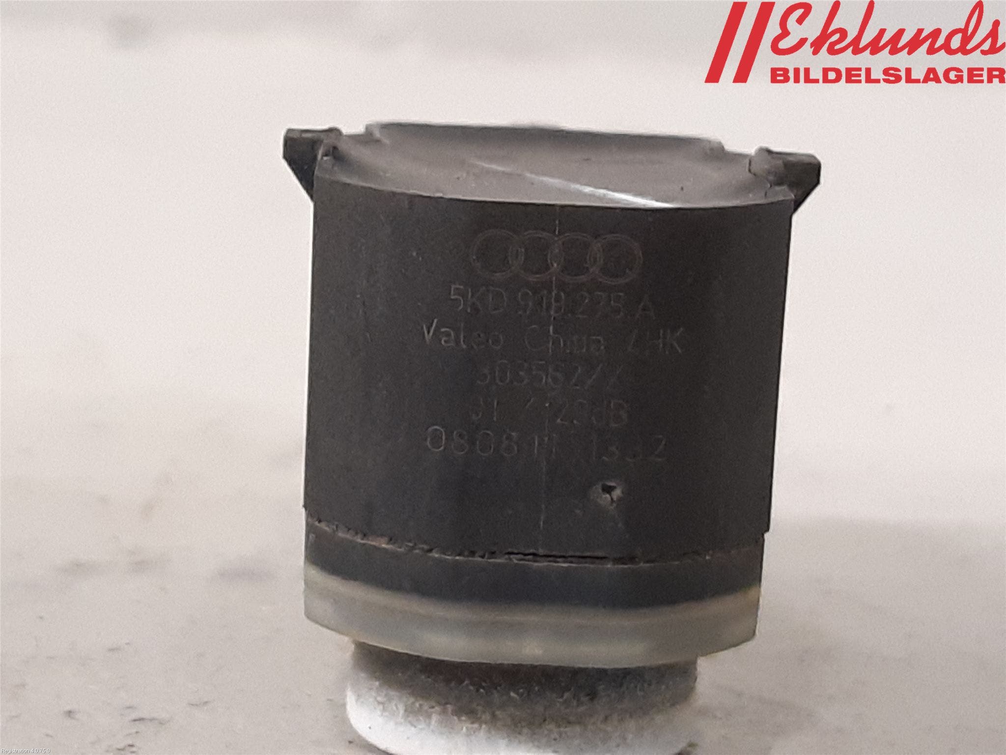 Volkswagen VW PASSAT 11-14 Parkeringshjälp Frontsensor