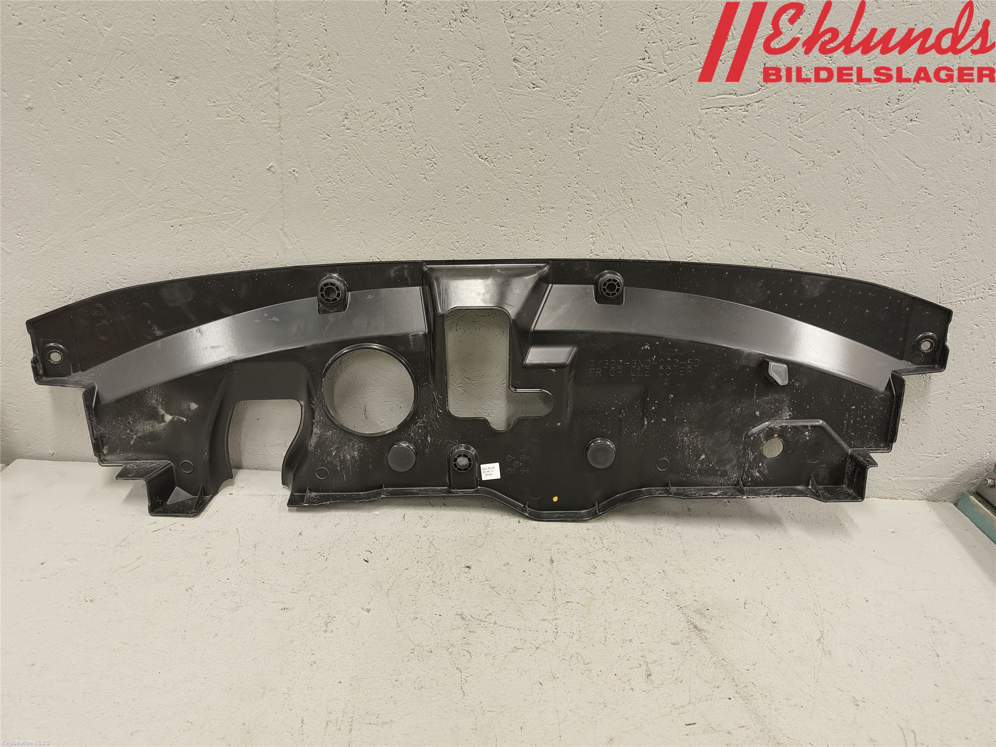 Honda HR-V 21- Täckplast Front