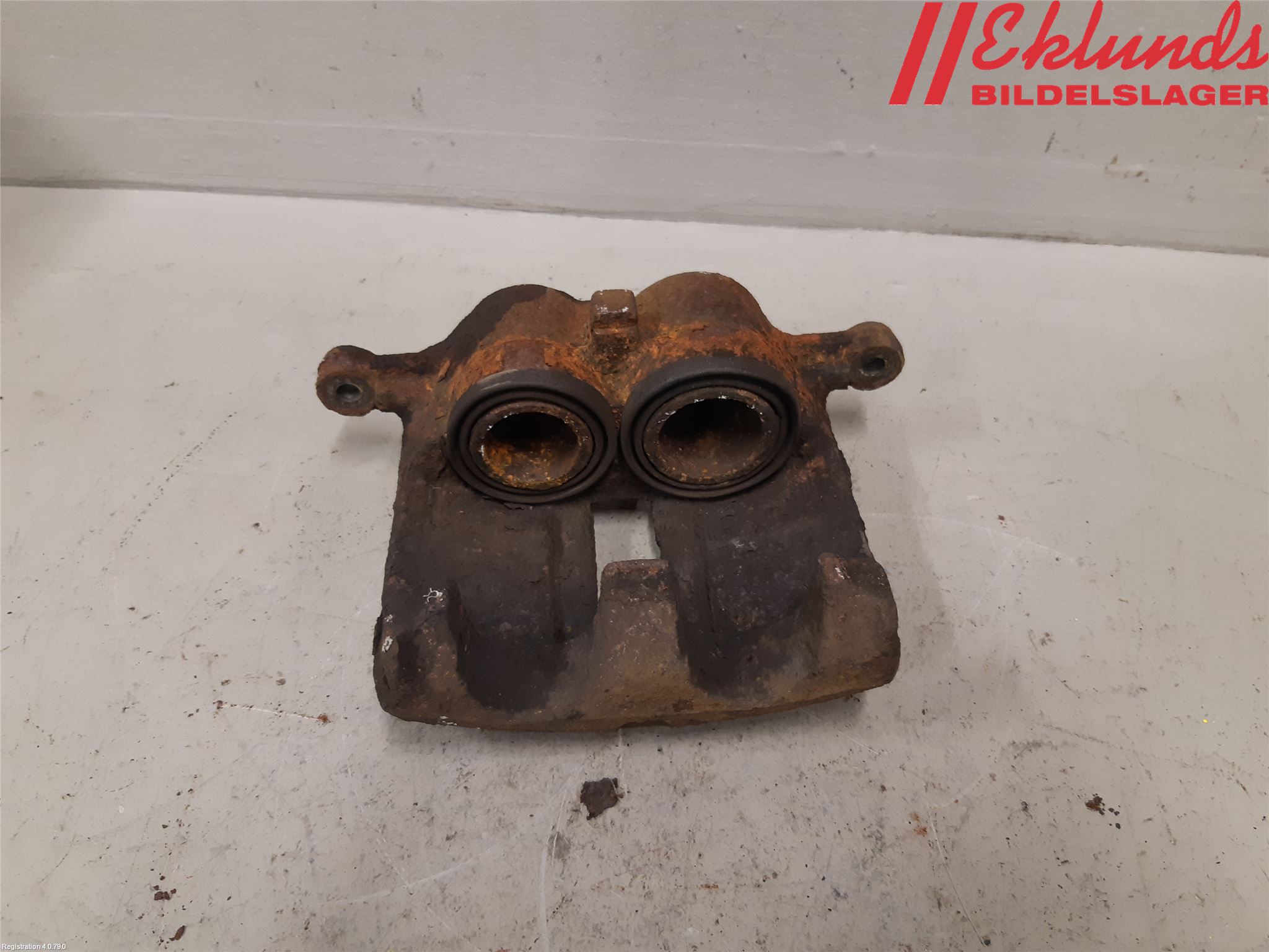 Renault TRAFIC   02-14 Bromsok Fram Vänster