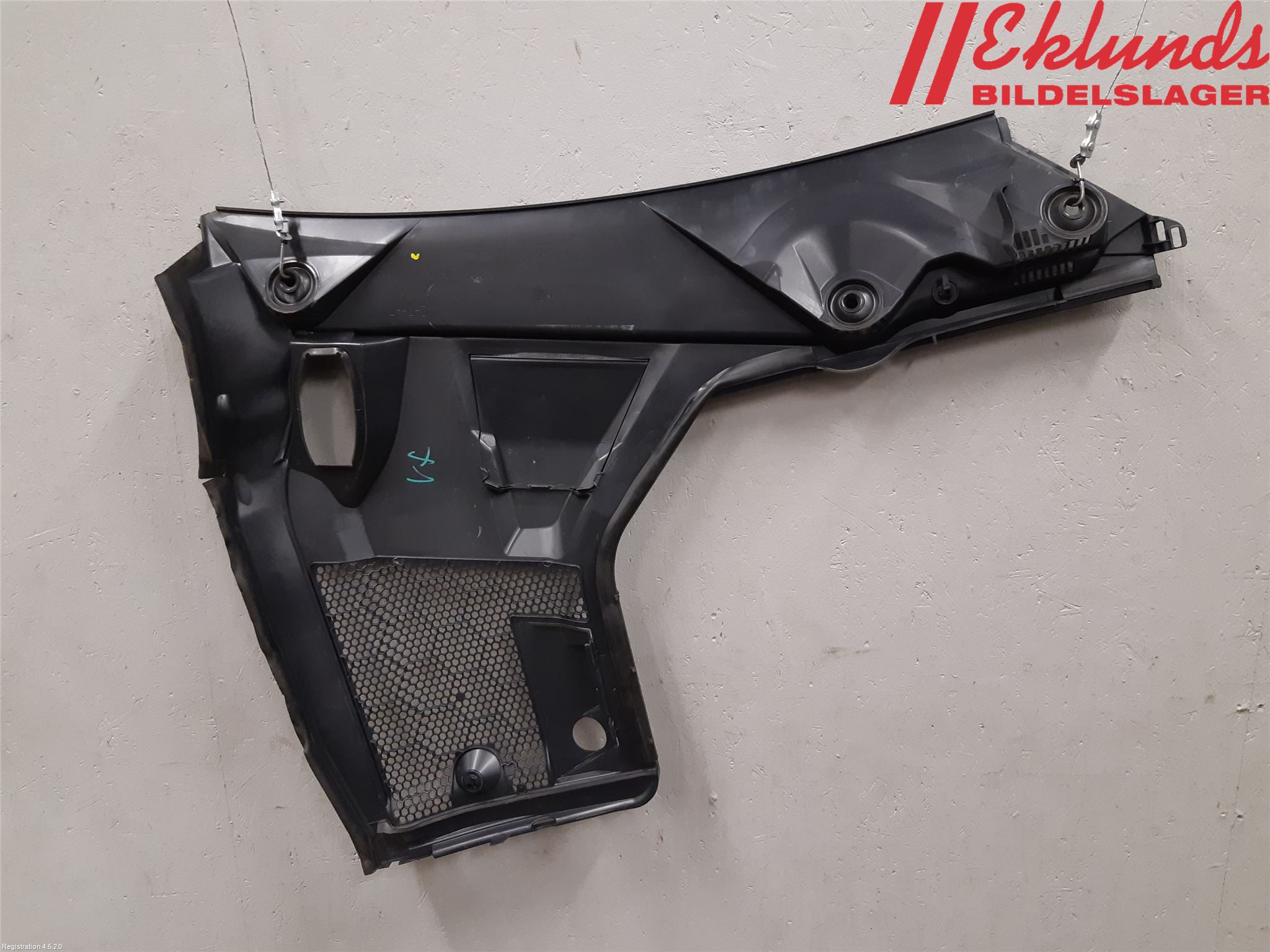 Mercedes-Benz MB C-KLASS (W205) 14-21 Torpedplåt-Torpedplast