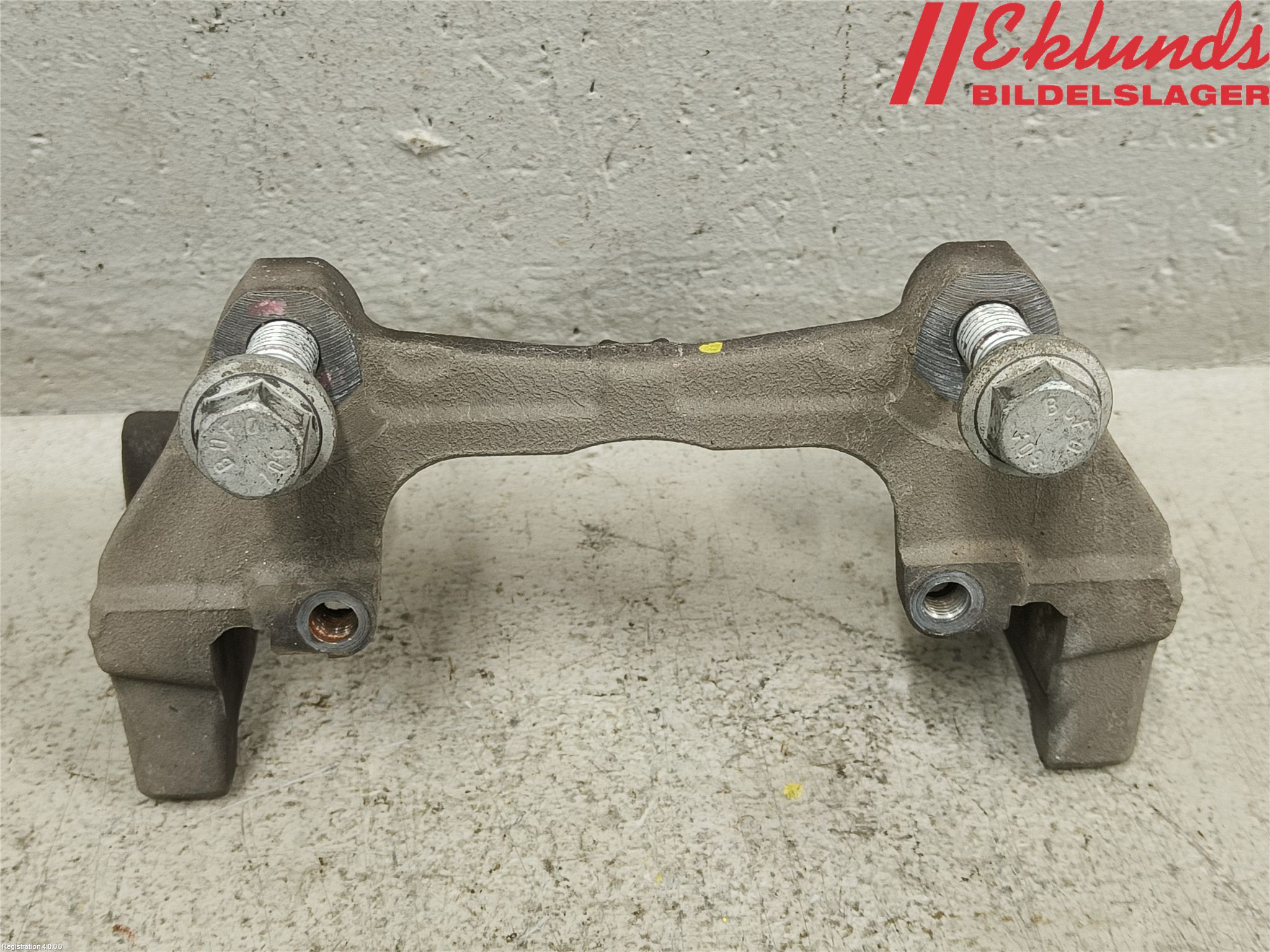 Volvo V90 17->> Bromsokshållare