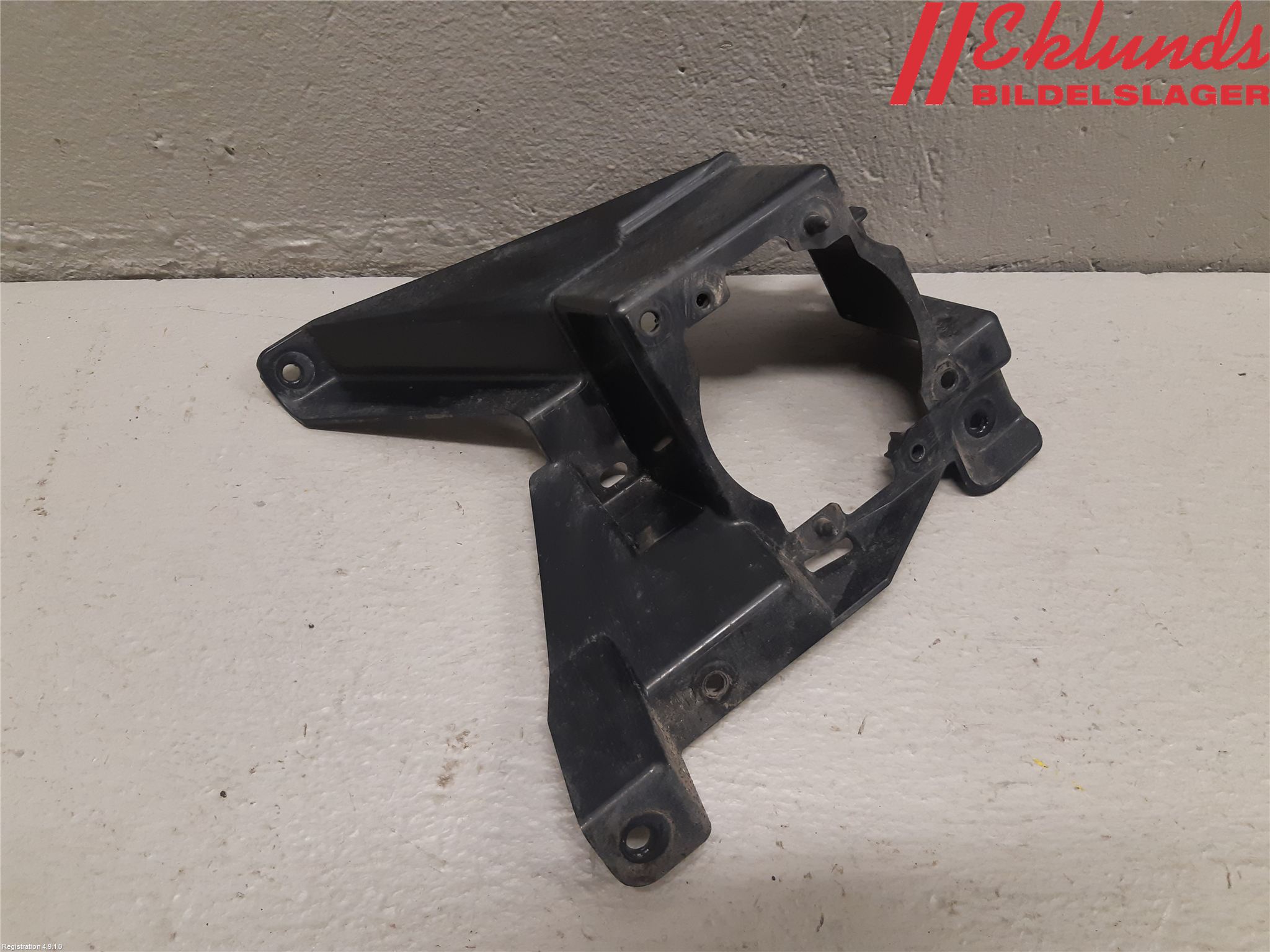 Ford MONDEO 15-22 Dimljus-Varselljus Fram