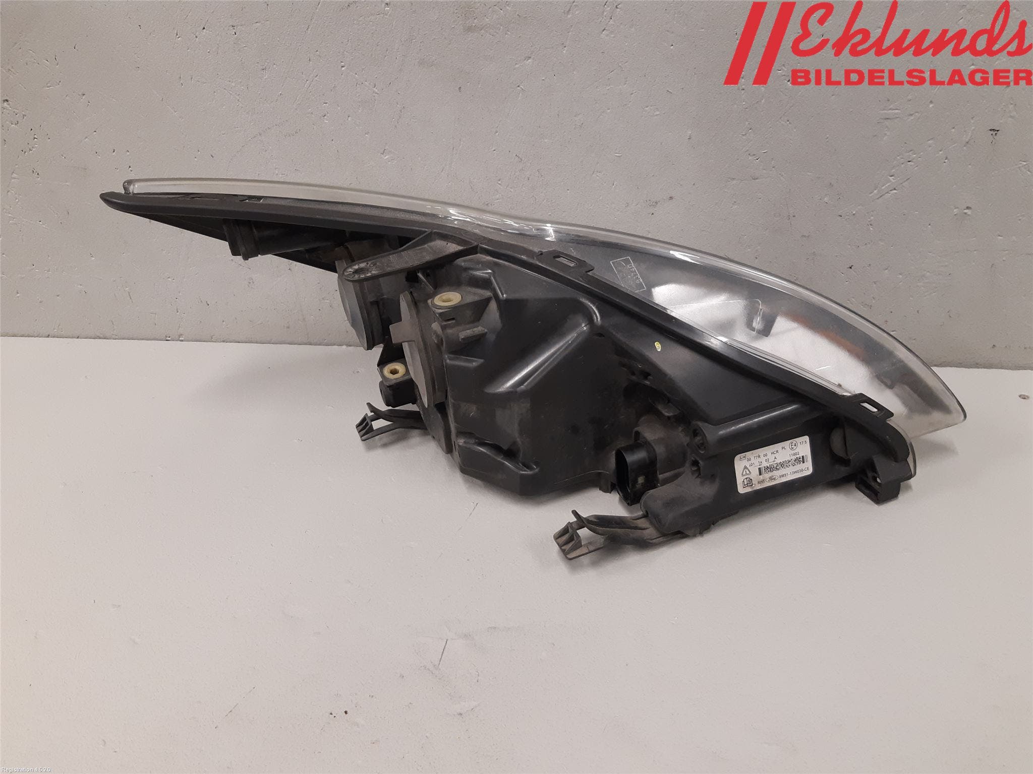 Ford FOCUS 08-11 Strålkastare Vänster