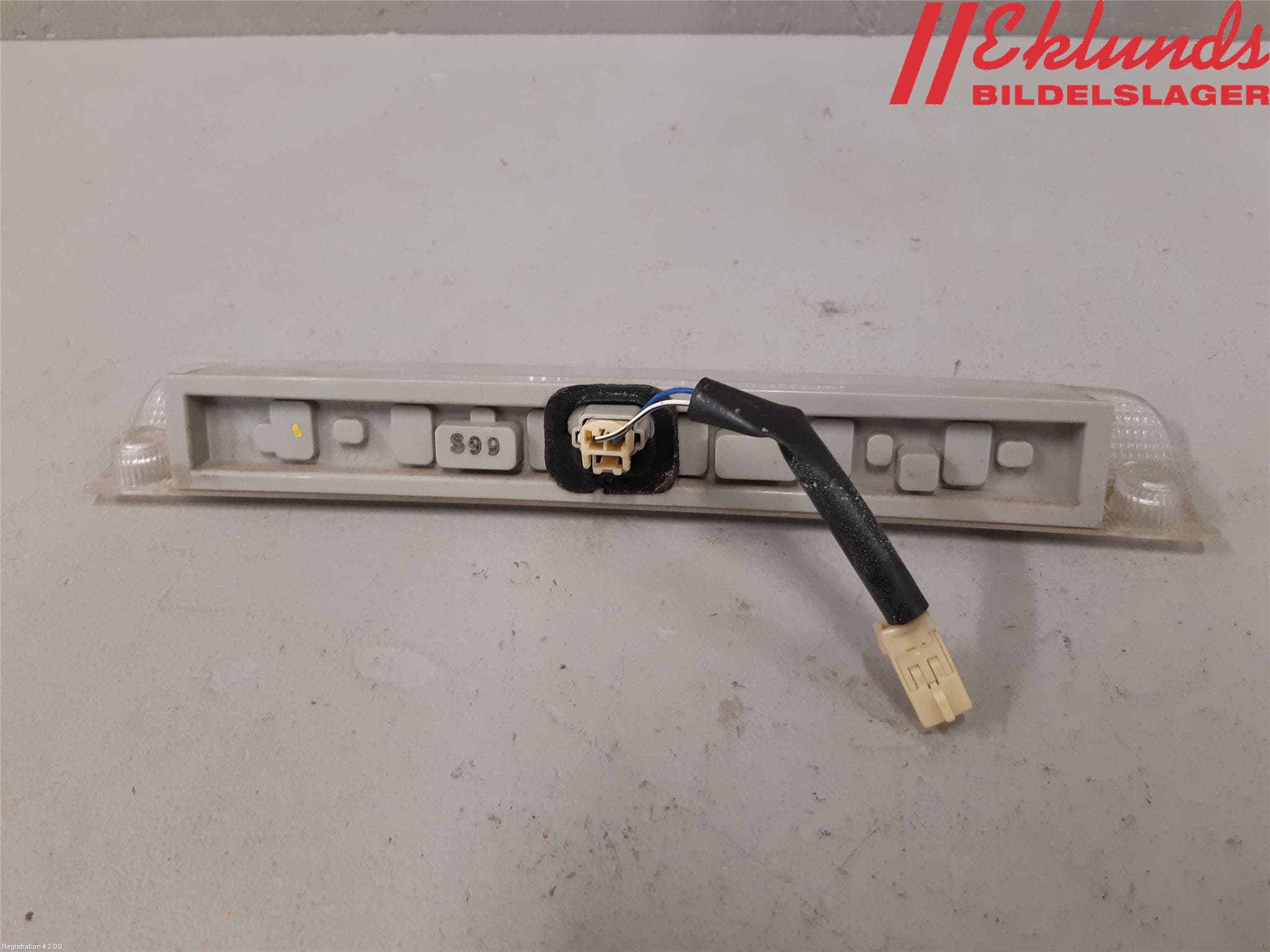 Toyota RAV 4 06-12 Bromsljus Bakruta