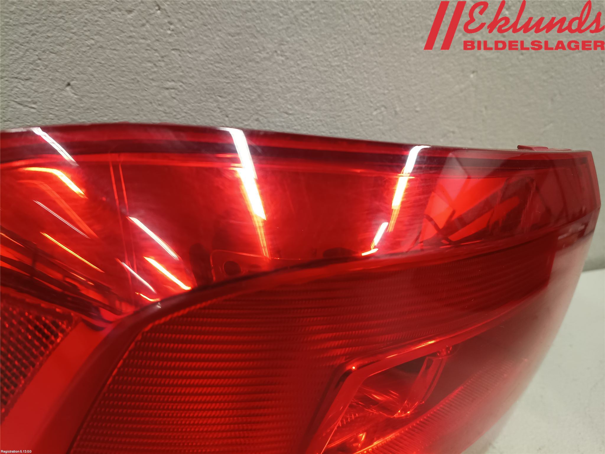 Volkswagen VW PASSAT 11-14 Bakljus Vänster