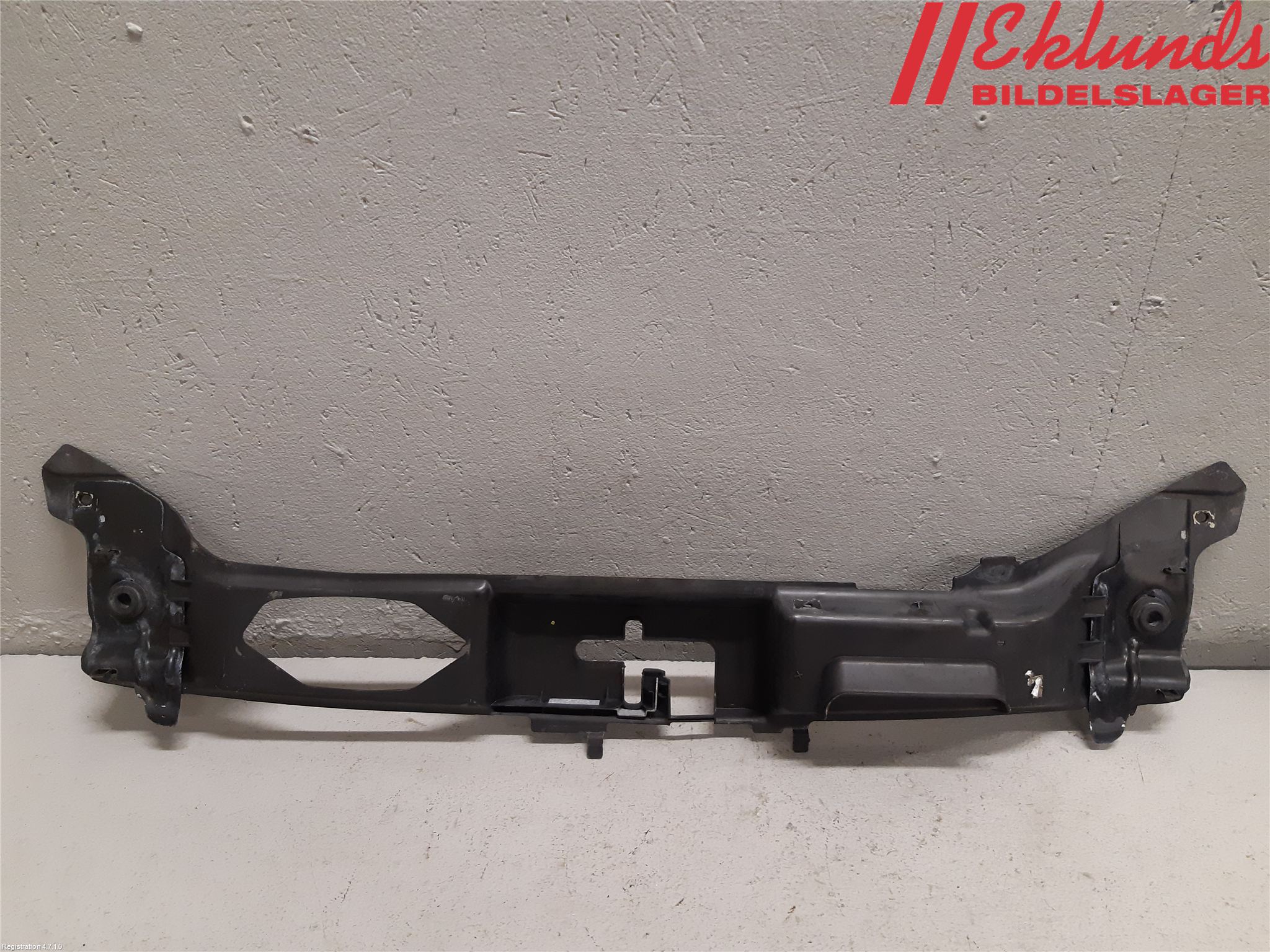 Volvo V50 08-12 Täckplast Front