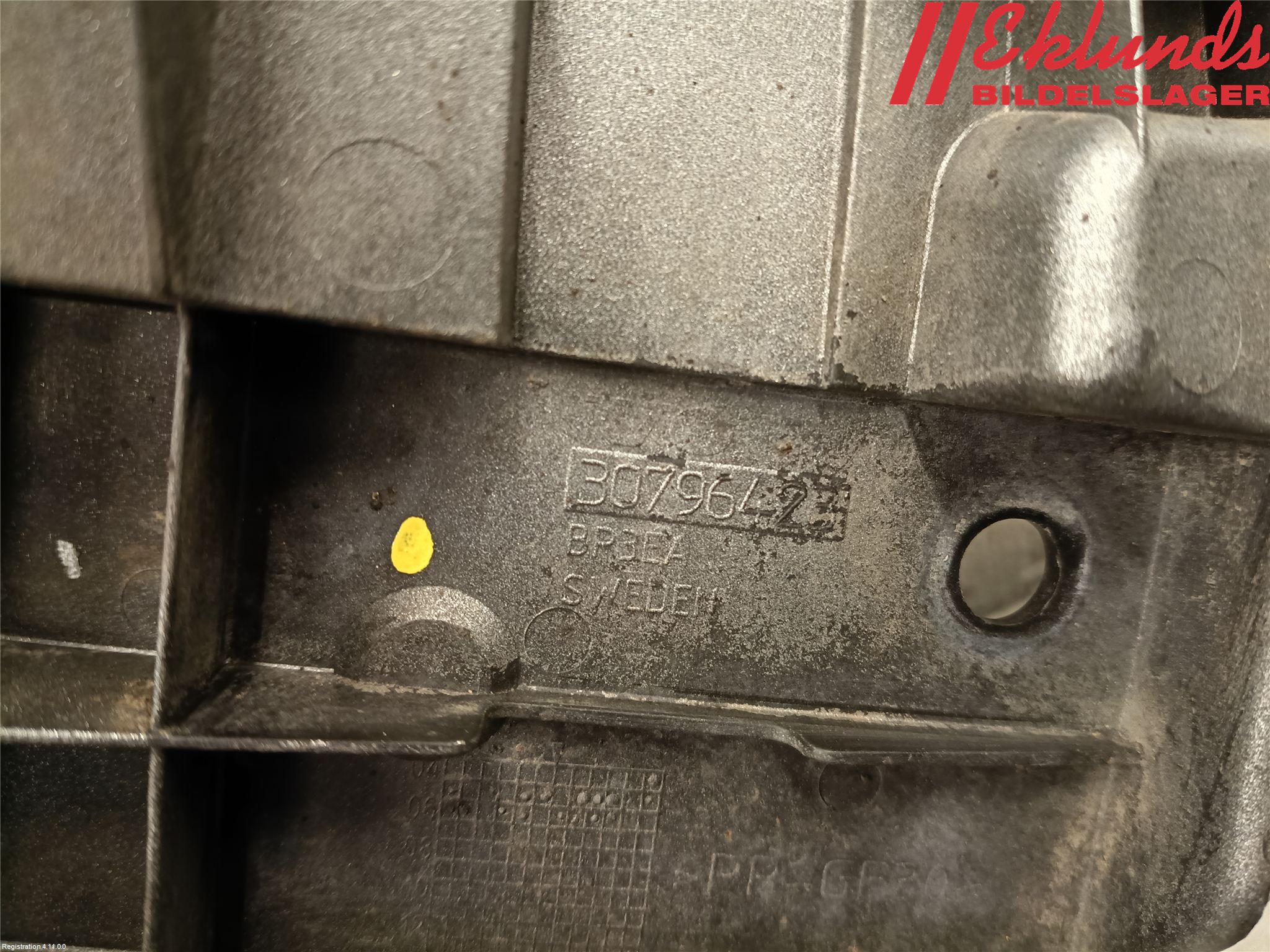 Volvo S80 07-13 Stötfångarfäste Fram Hö