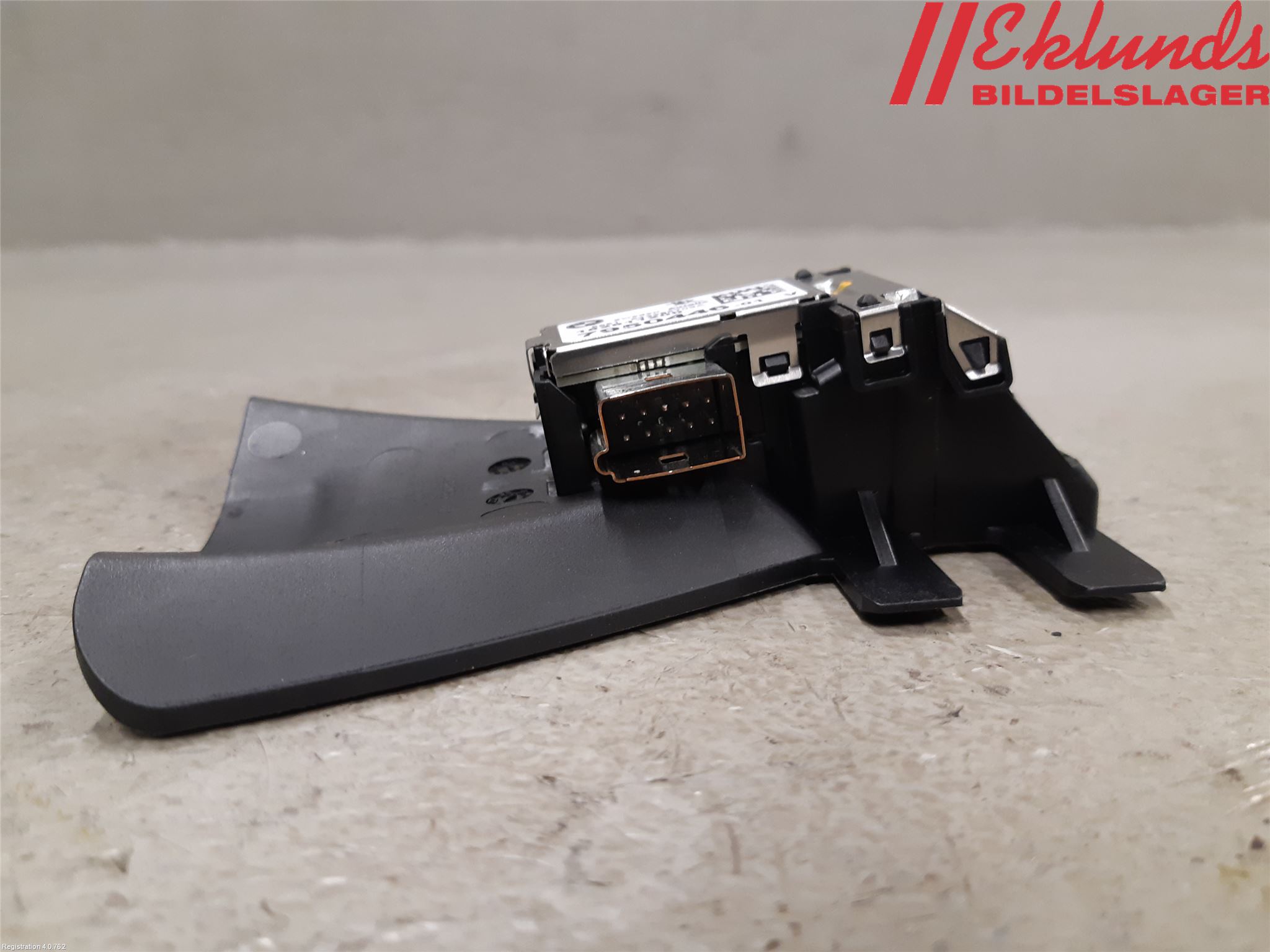 BMW 3 F30/F31/F80 12-19 Sensor Aktivt Kollisionsskydd