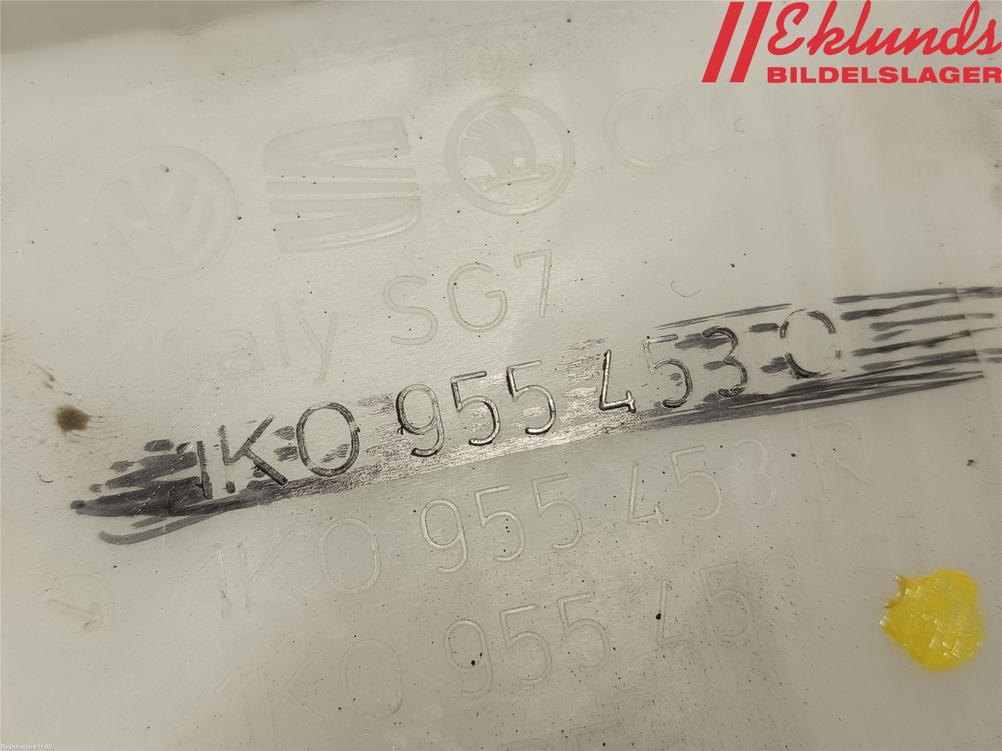 Skoda SUPERB 09-15 Spolartank Vindruta