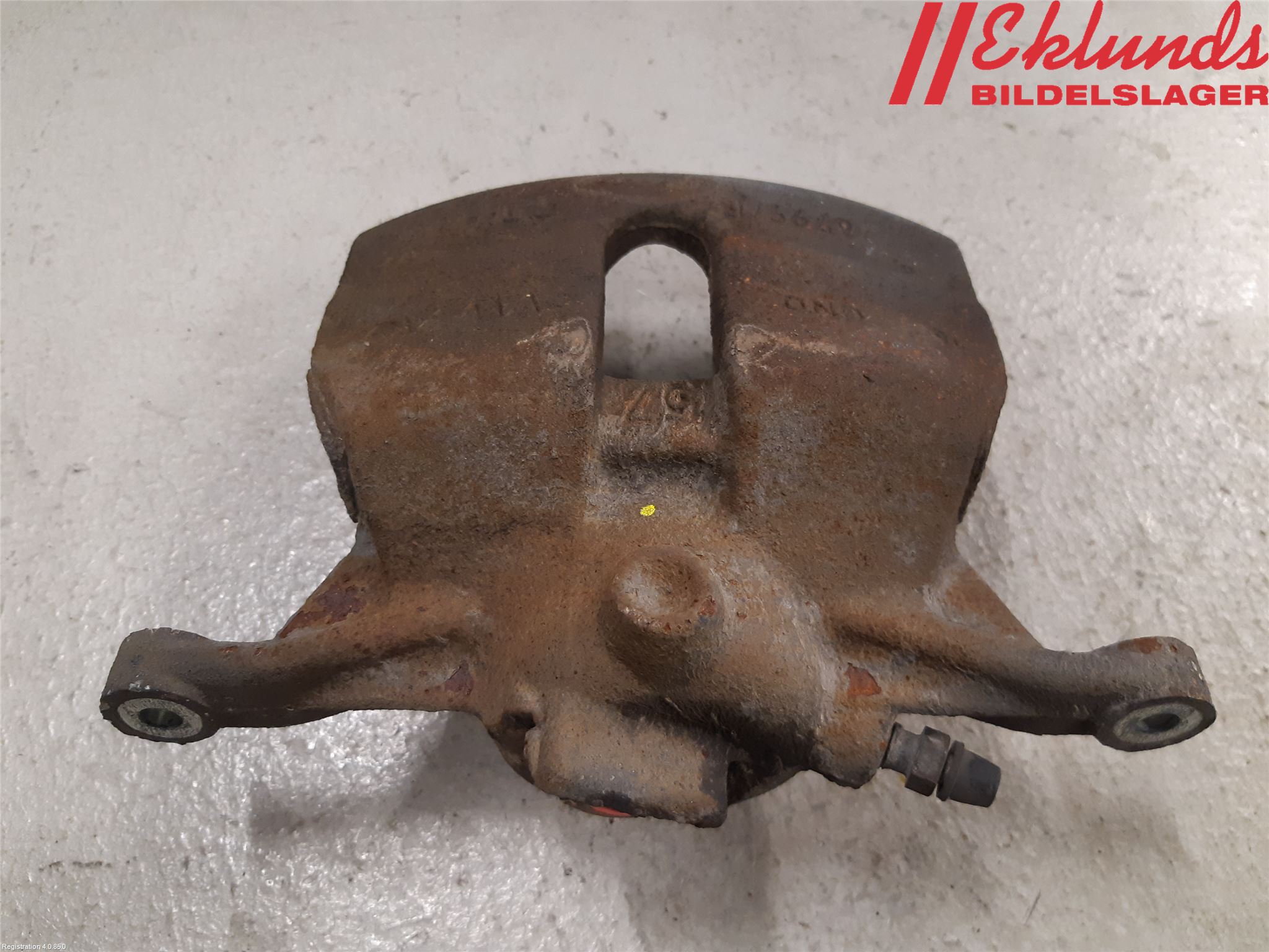 Volkswagen VW PASSAT 15-19 Bromsok Fram Höger