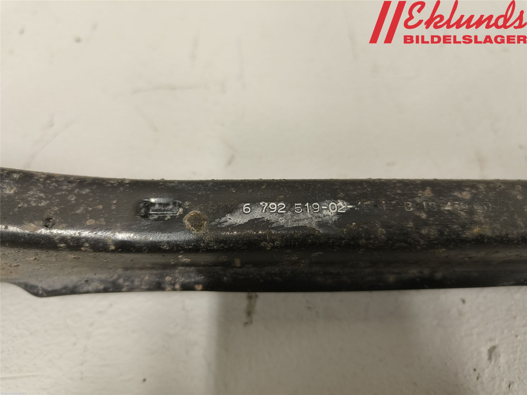 BMW 3 F30/F31/F80 12-19 Bärarm Bak Övre Höger