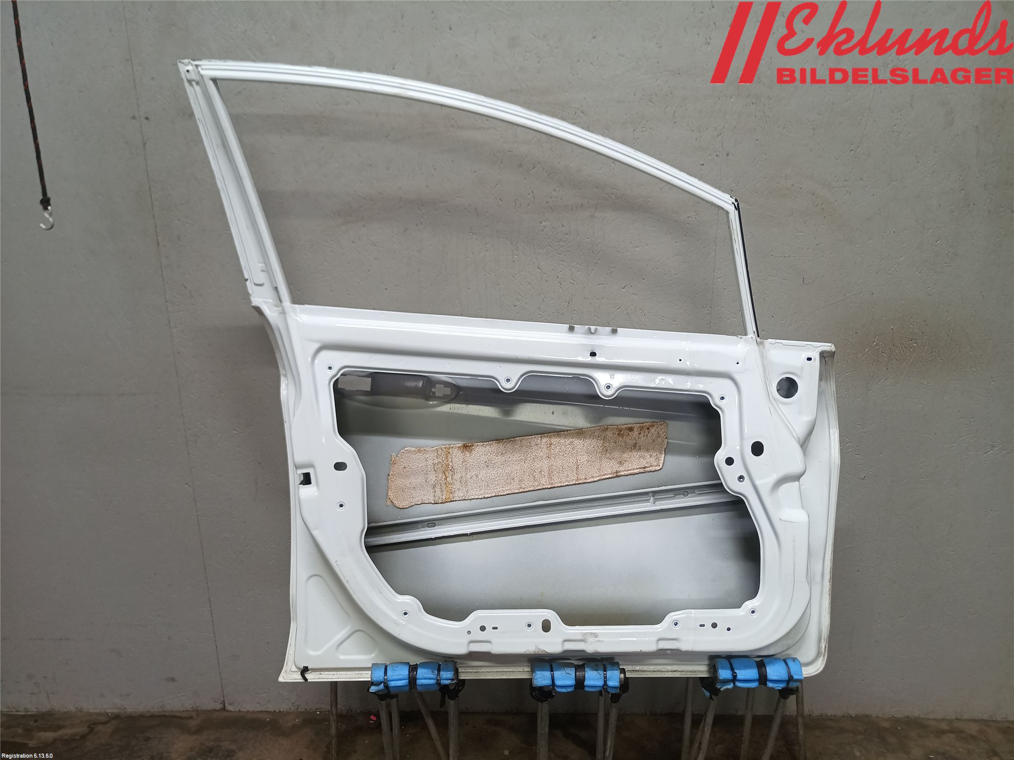 Ford FIESTA 13-17 Dörr Fram Vänster