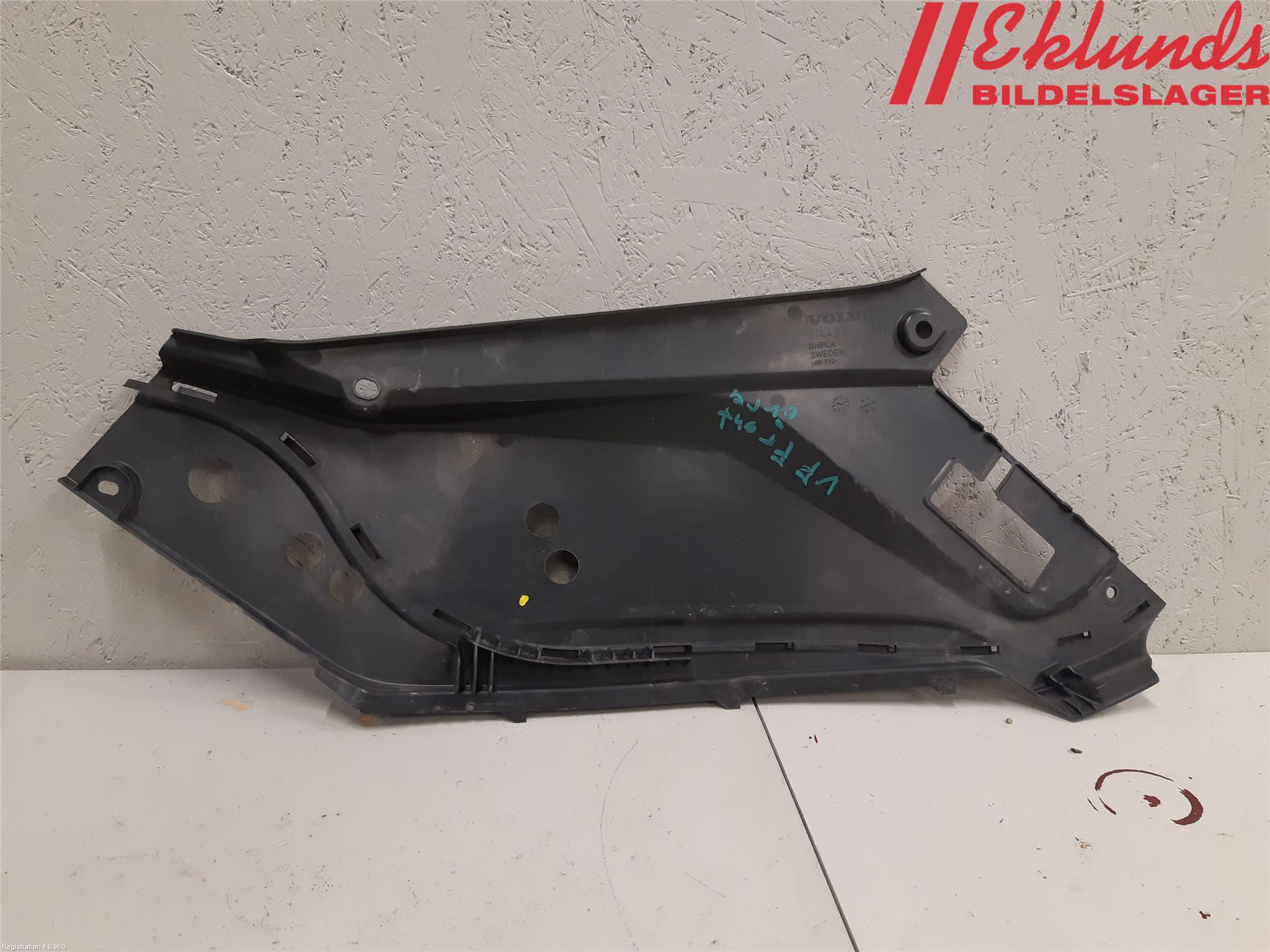 Volvo XC90/RECHARGE 16- Täckplast Front