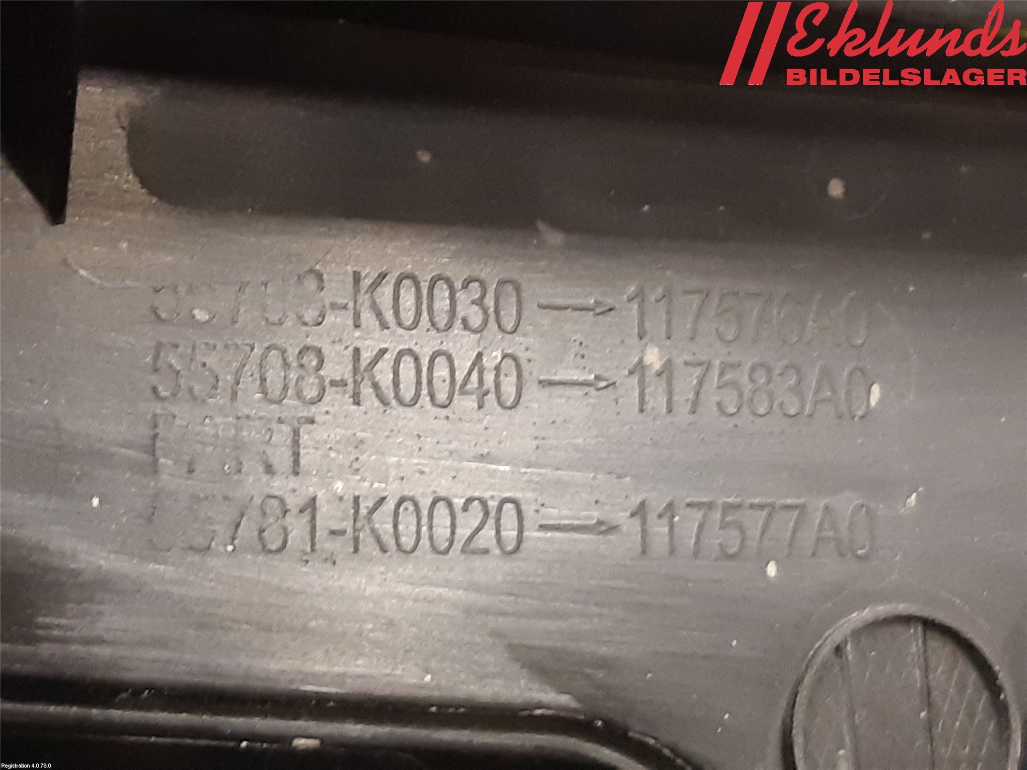 Toyota YARIS XP21 20- Torpedplåt-Torpedplast