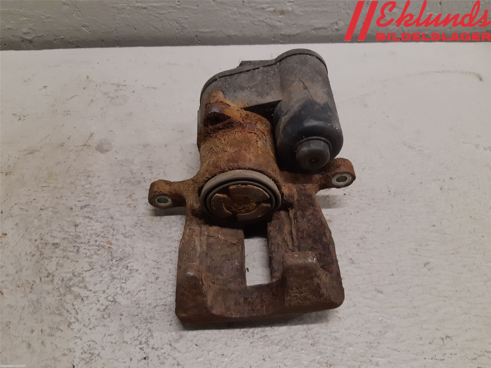 Volkswagen VW PASSAT 11-14 Bromsok Bak Höger