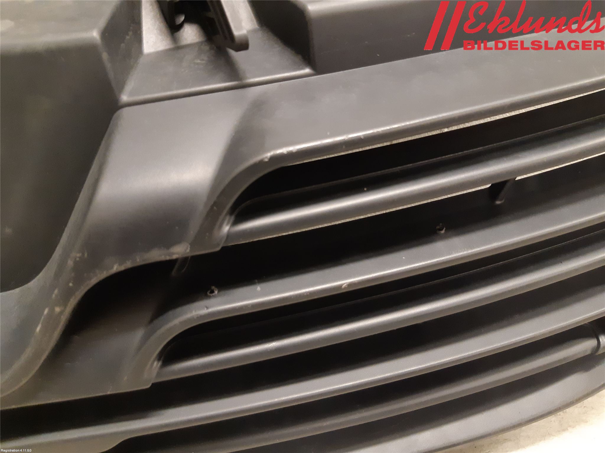 Renault TRAFIC/E-TECH 15- Grill Komp