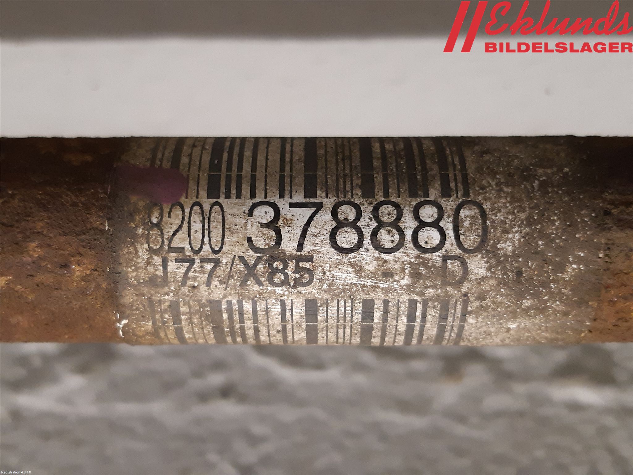 Renault CLIO III  09-12 Drivaxel Fram Höger