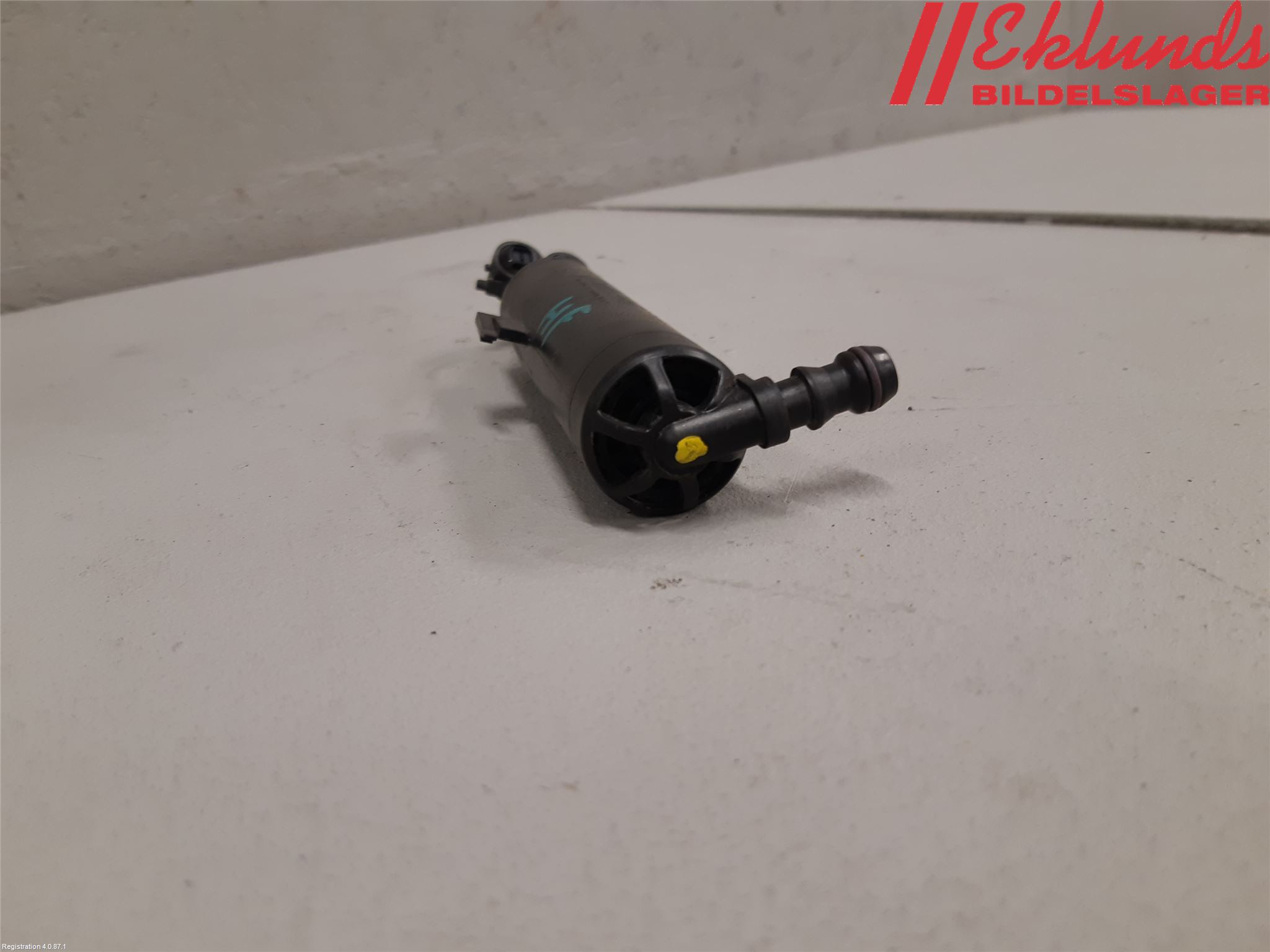 Skoda YETI Spolarmunstycke Strålkastare