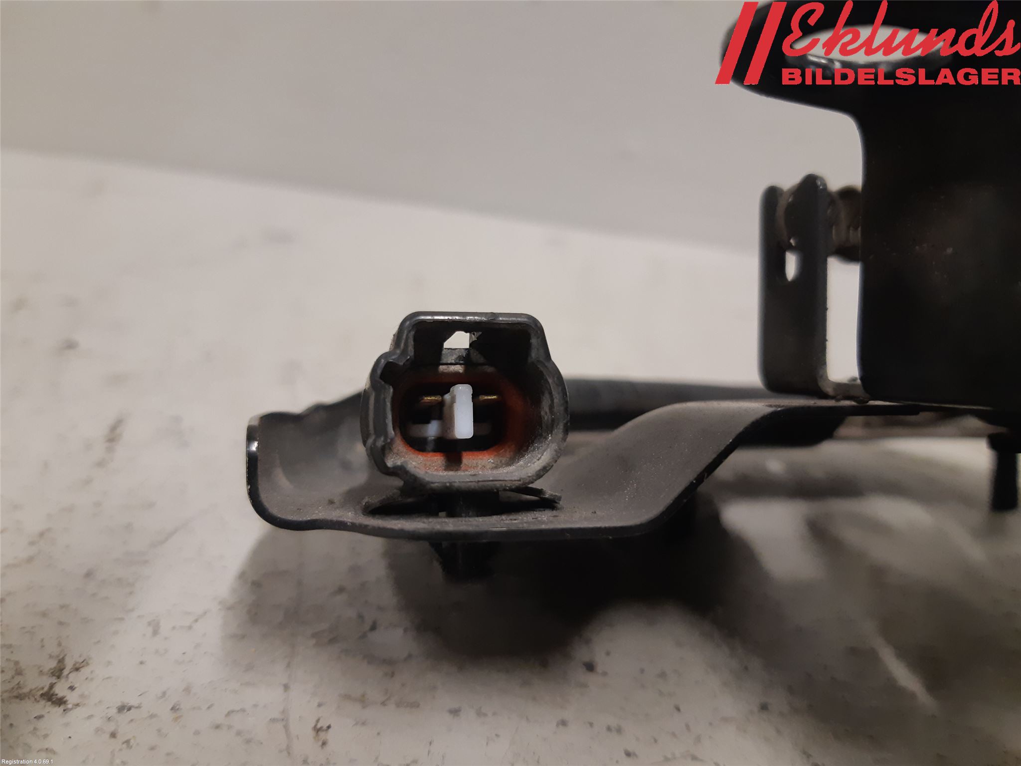 Lexus ES 250/300/330 Huvlås